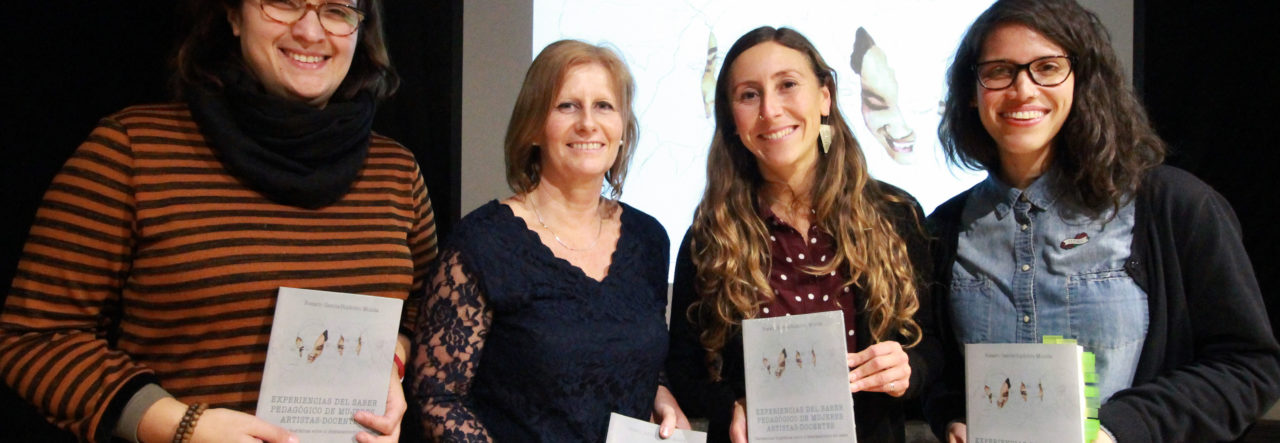 Doctora Rosario García-Huidobro presentó libro:  «Experiencias del saber pedagógico de mujeres artistas-docentes”