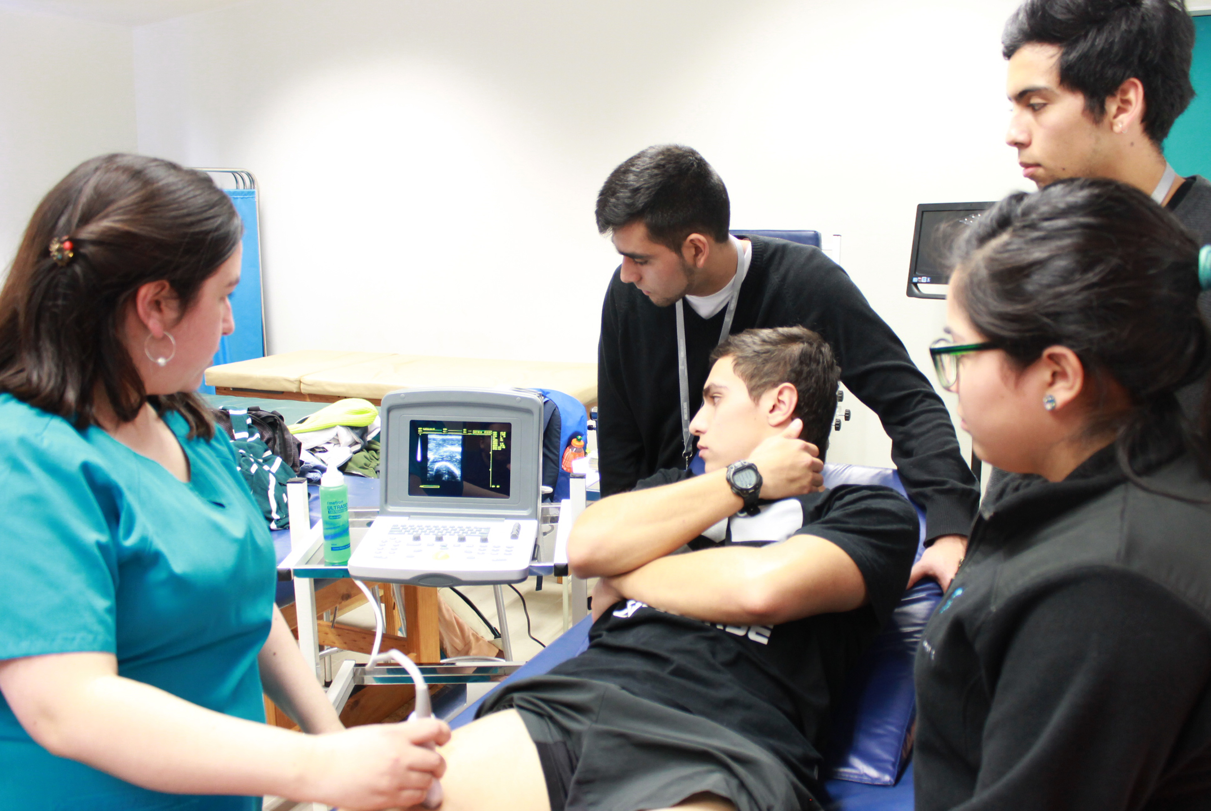 Kinesiología innova en la formación de sus estudiantes