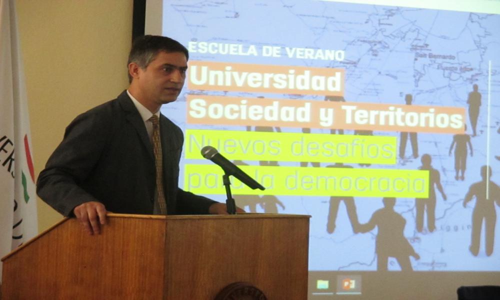 Inauguran primera Escuela de Verano “Universidad, Sociedad y Territorios: Nuevos desafíos para la democracia” en la Sede Santiago