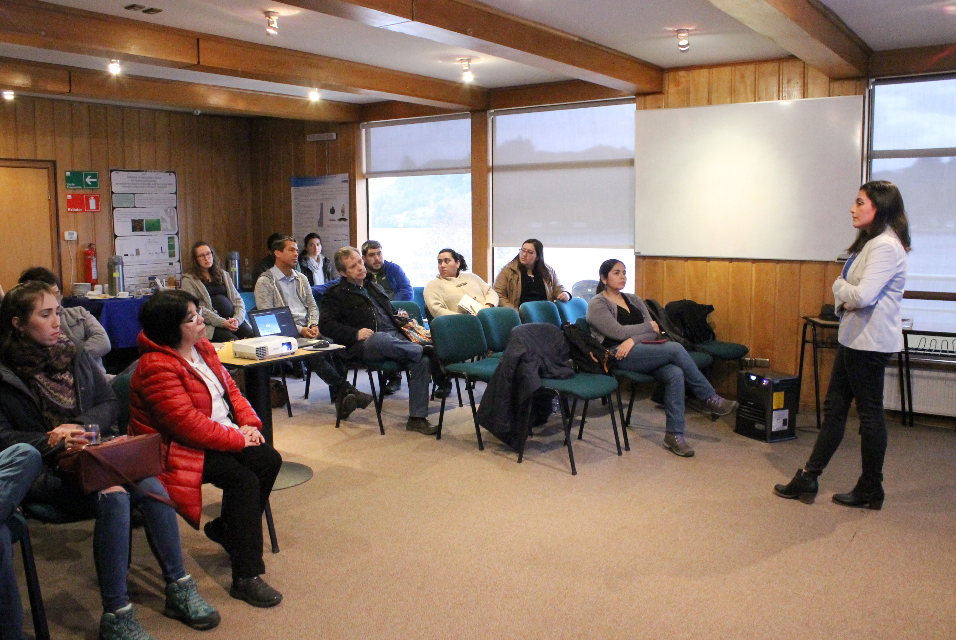 Seminario abordó la resistencia bacteriana en la acuicultura