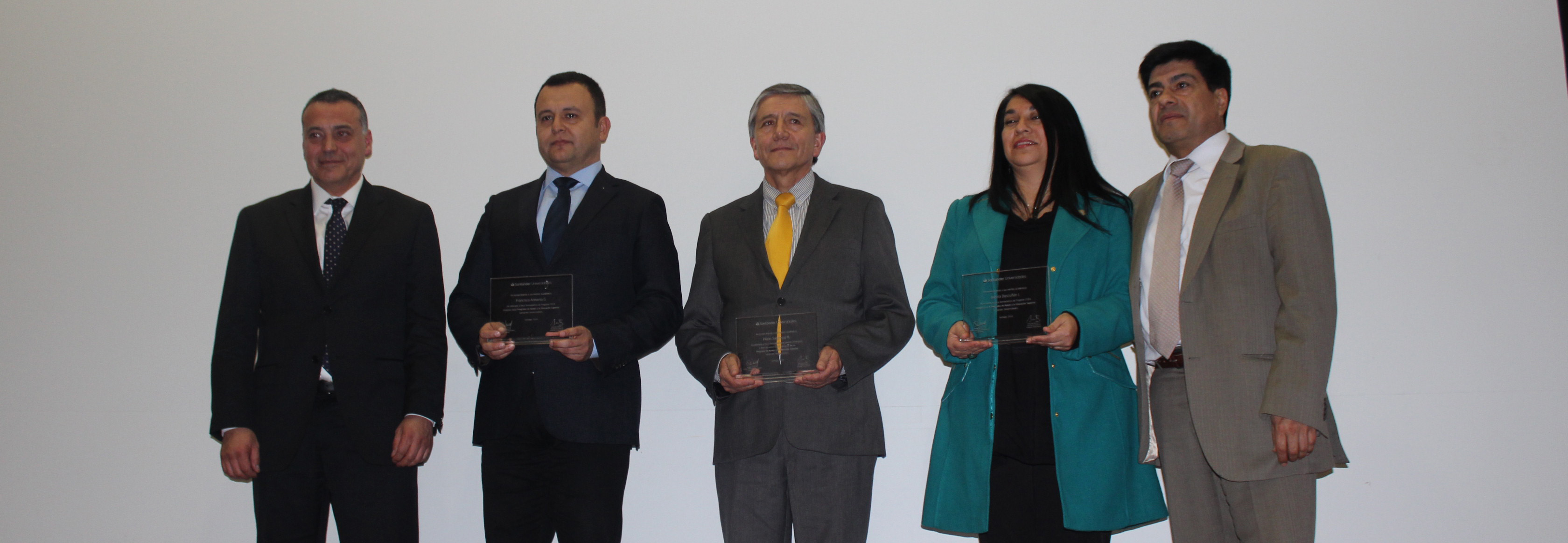 Beca Iberoamericana Santander benefició a 2 estudiantes y un académico de la ULagos