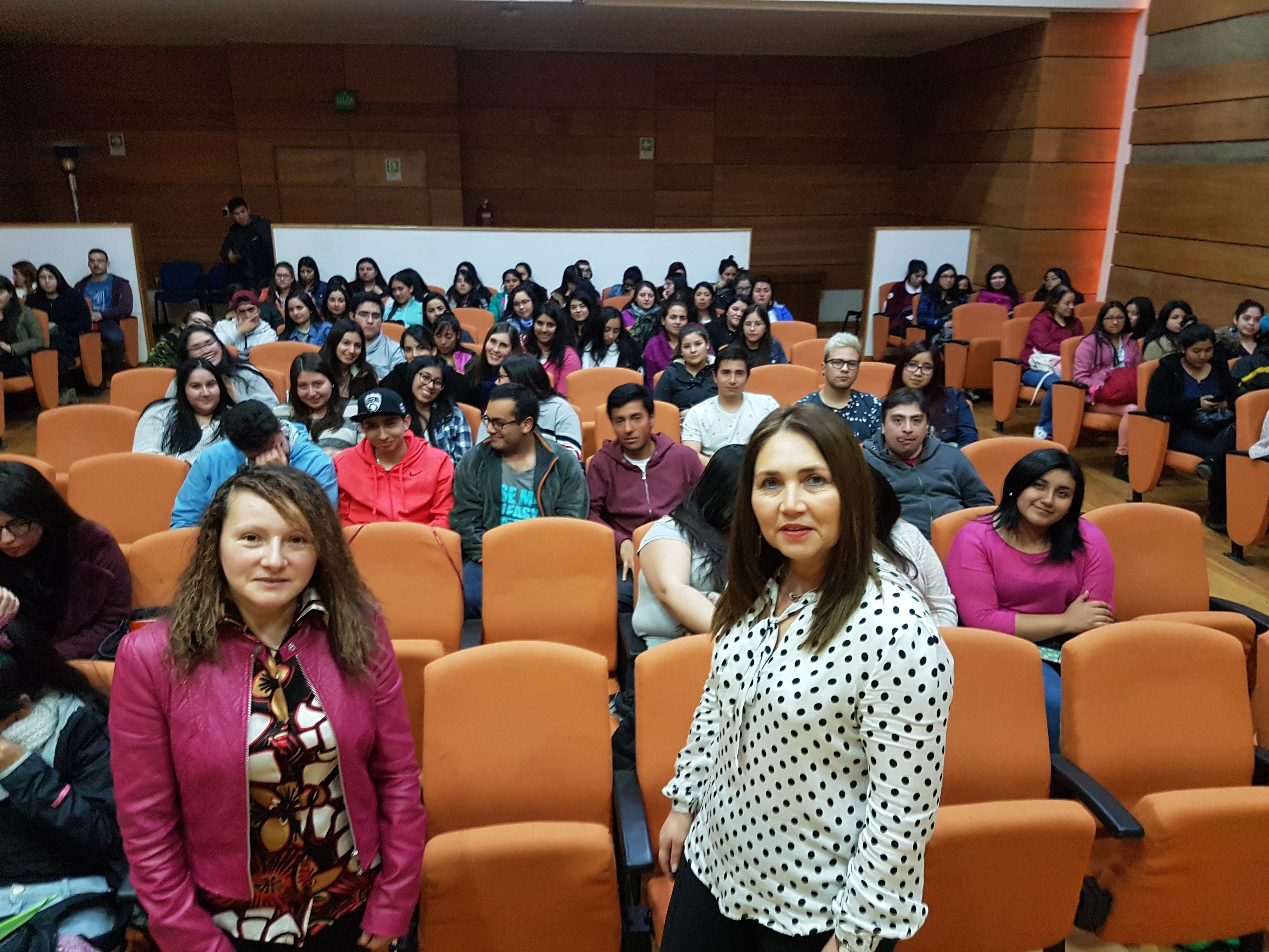 Curso de prevención de drogas se inicia con 200 estudiantes inscritos