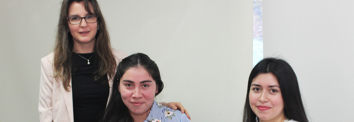 Egresadas producen bebida alimenticia en base de lactosuero