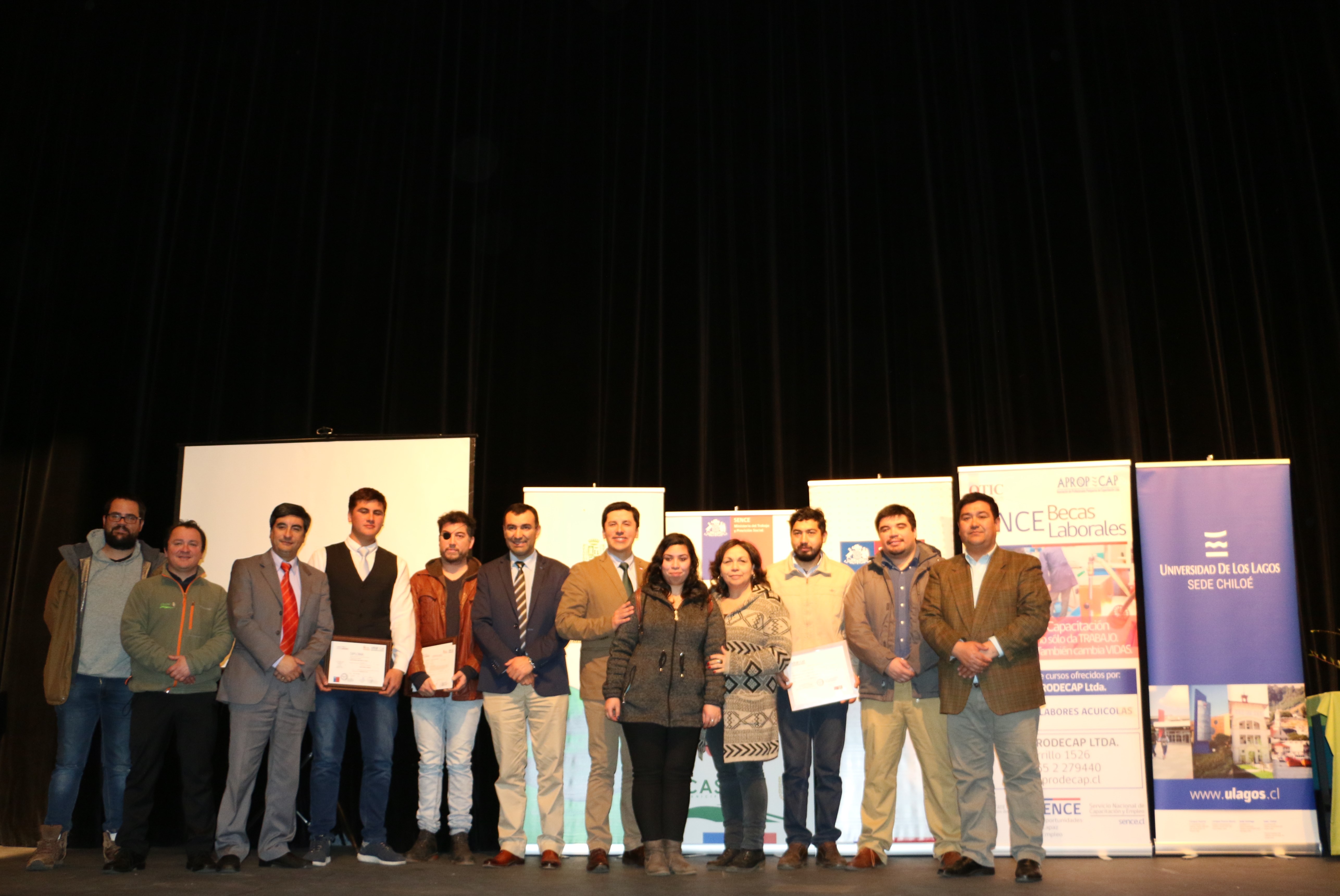 Estudiantes Universidad de Los Lagos Sede Chiloé-Castro se certifican en Curso en Carpinteria Ribera