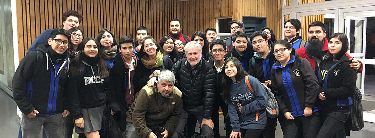 Estudiantes vieron el Chile de los 60