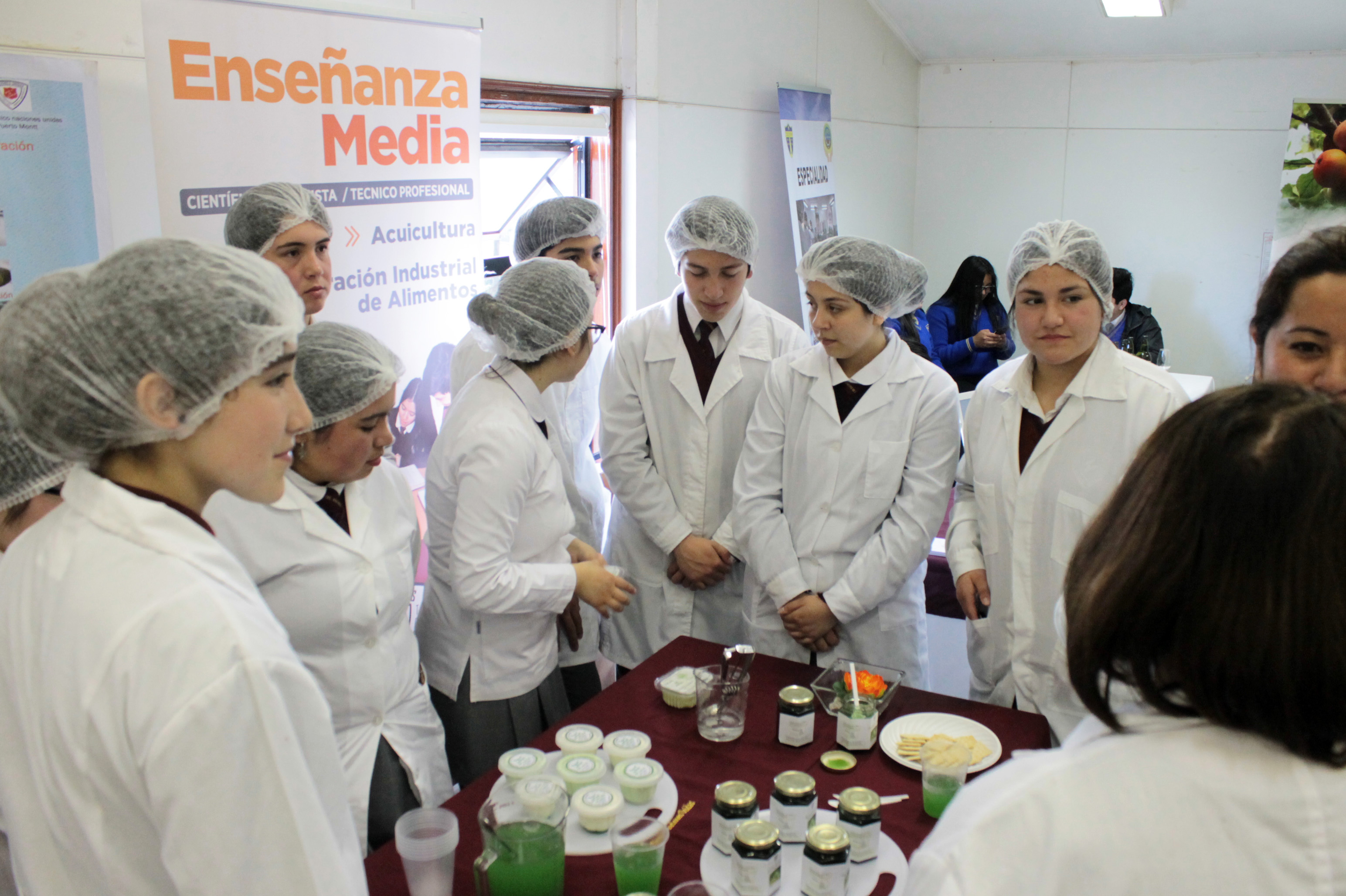 Innovación y emprendimiento en X Feria de Alimentos  organizada por estudiantes ITR
