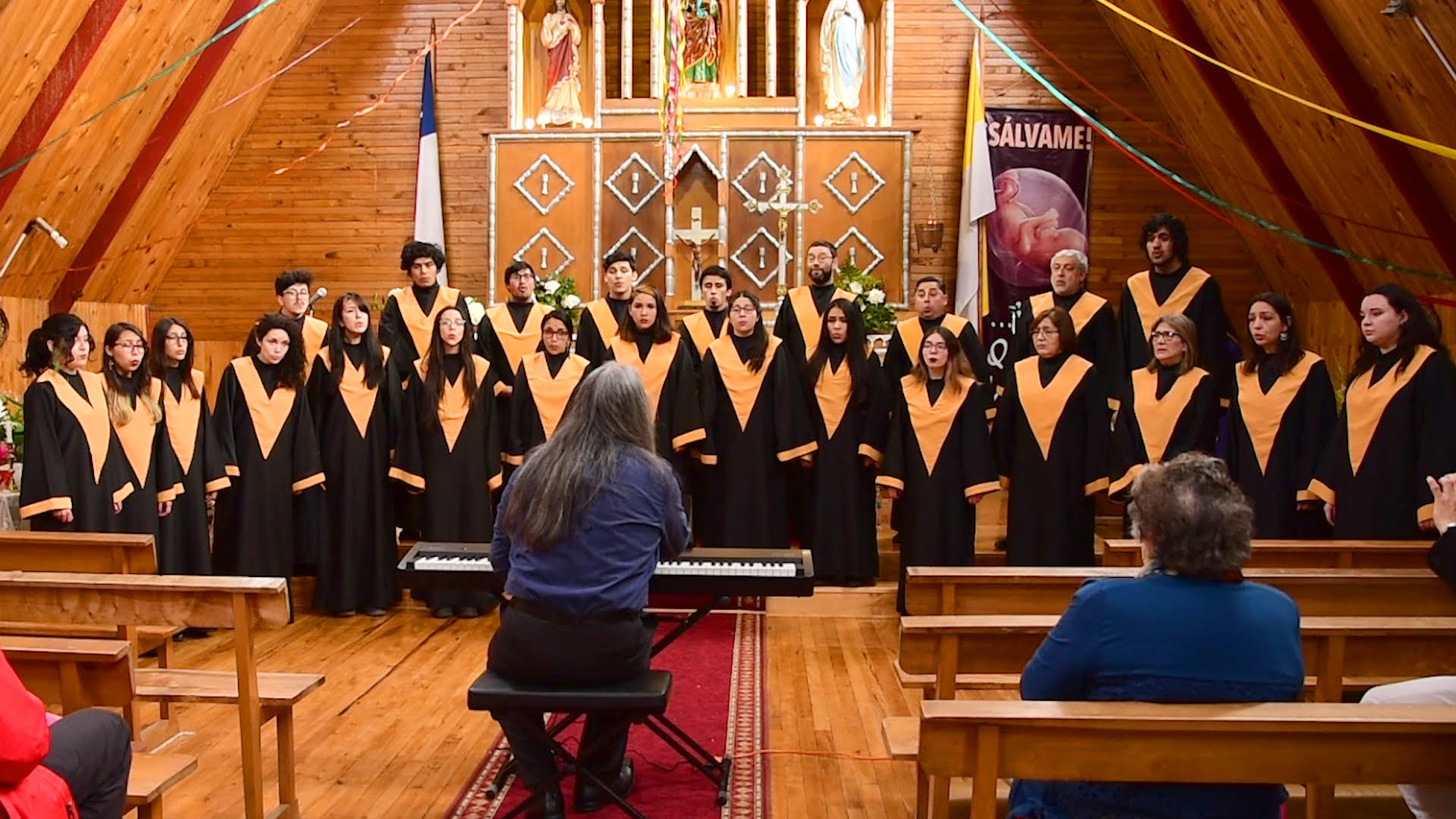 Coro de la Universidad de Los Lagos giró por Chiloé