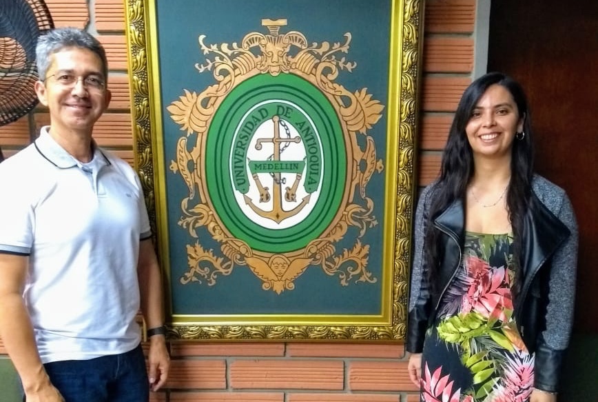 Estudiante de Doctorado en Educación Matemática realiza estancia en universidad colombiana