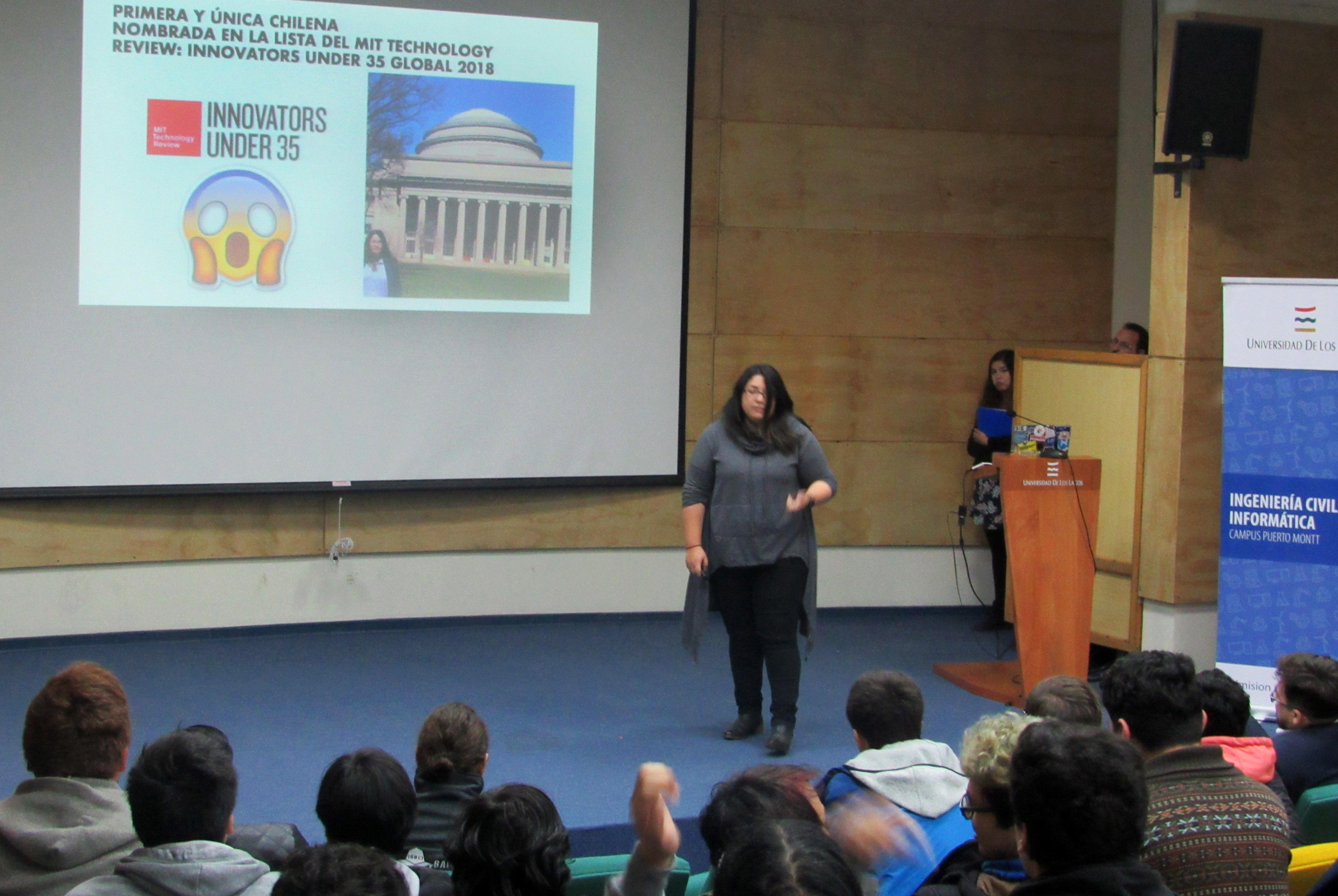 Estudiantes ICINF en la actualización digital