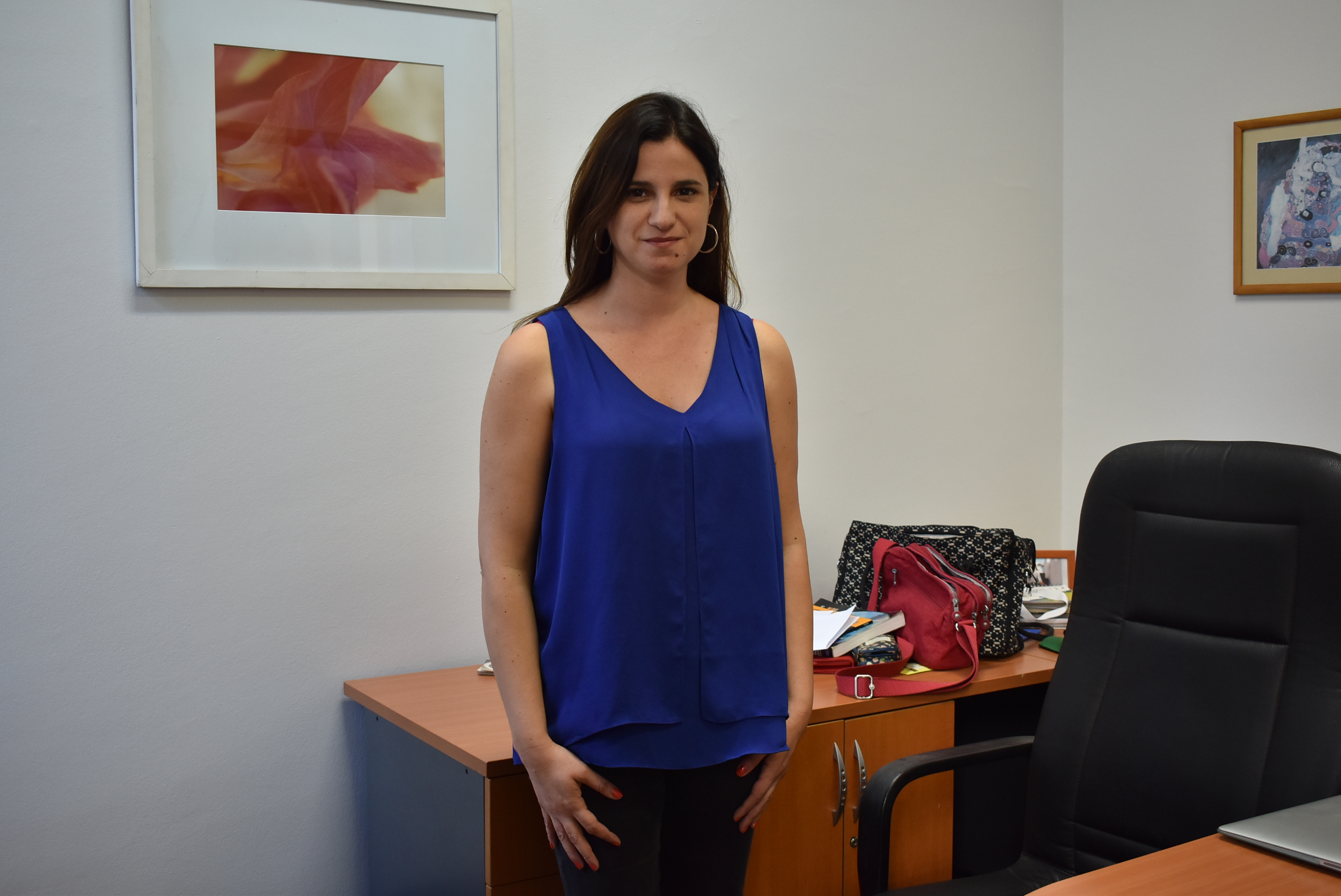Apoyar el proceso de reacreditación de 2020, fortalecer el vínculo entre investigadores y el pregrado y reimpulsar la educación continua son las prioridades de la nueva directora académica de la Sede Santiago, Dra. Daniella Gac