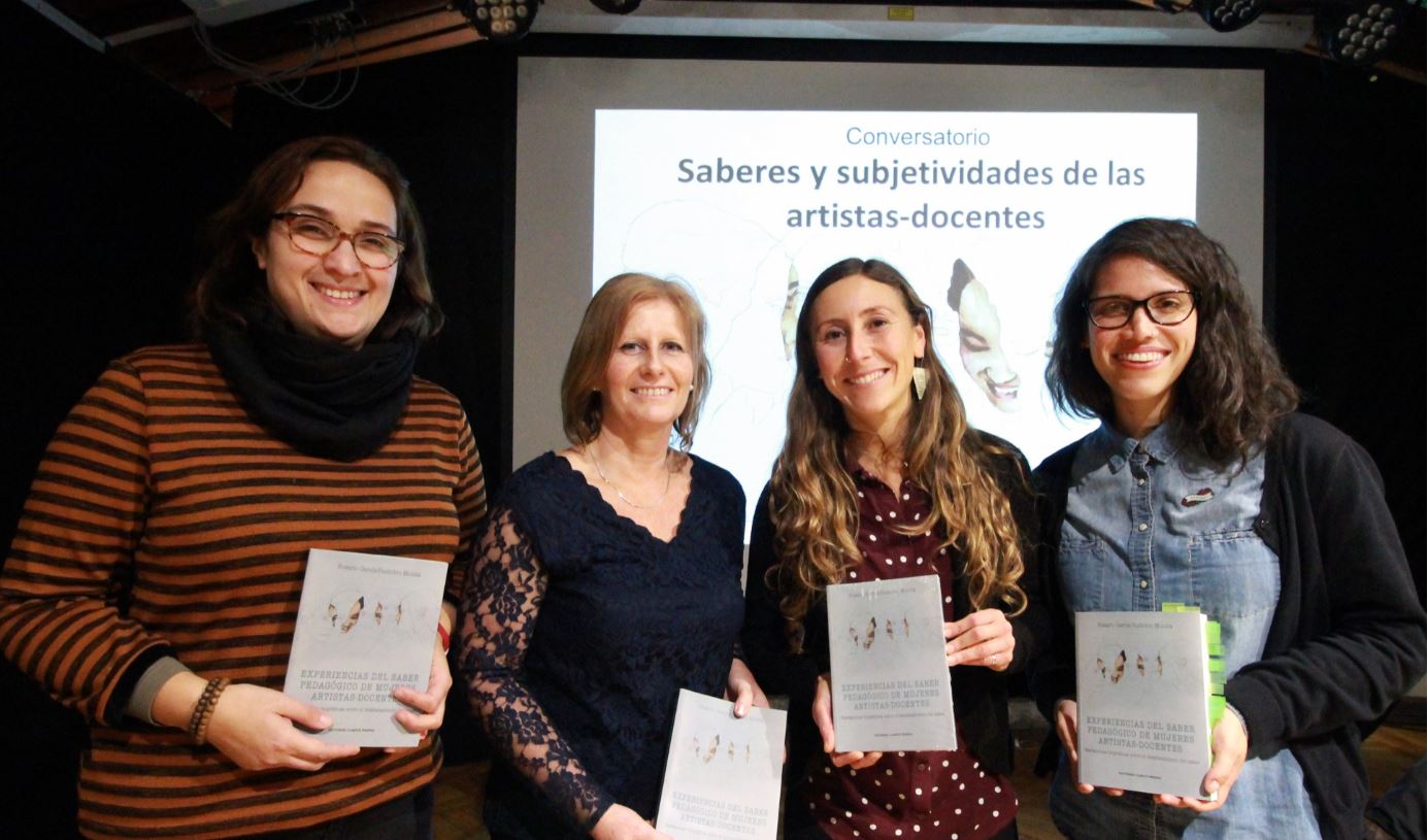 Doctora Rosario García-Huidobro presentó libro:  «Experiencias del saber pedagógico de mujeres artistas-docentes”