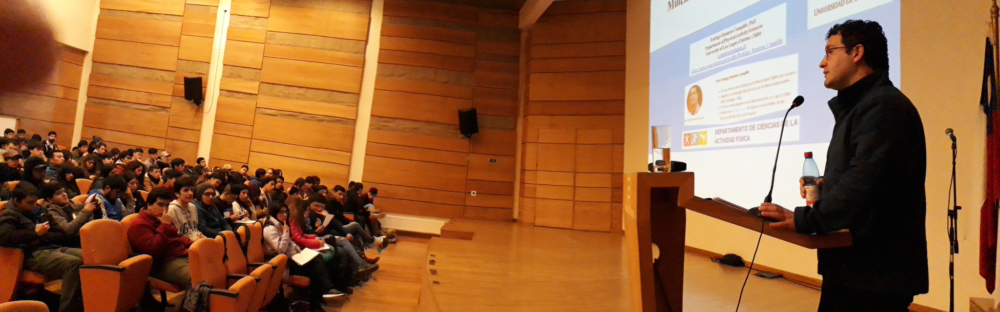 Estudiantes y académicos se nutren de la investigación y la ciencia aplicada al ejercicio físico