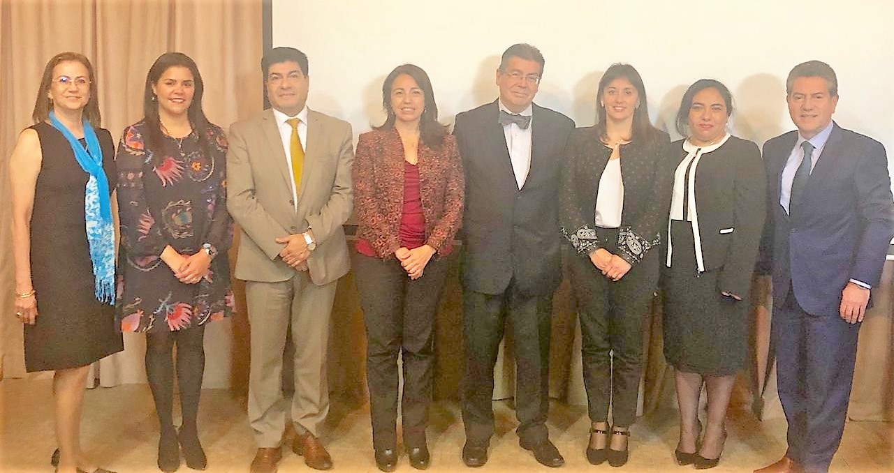 Rector ULagos expone en I Encuentro Transfronterizo Bolivia-Perú-Chile en Arica