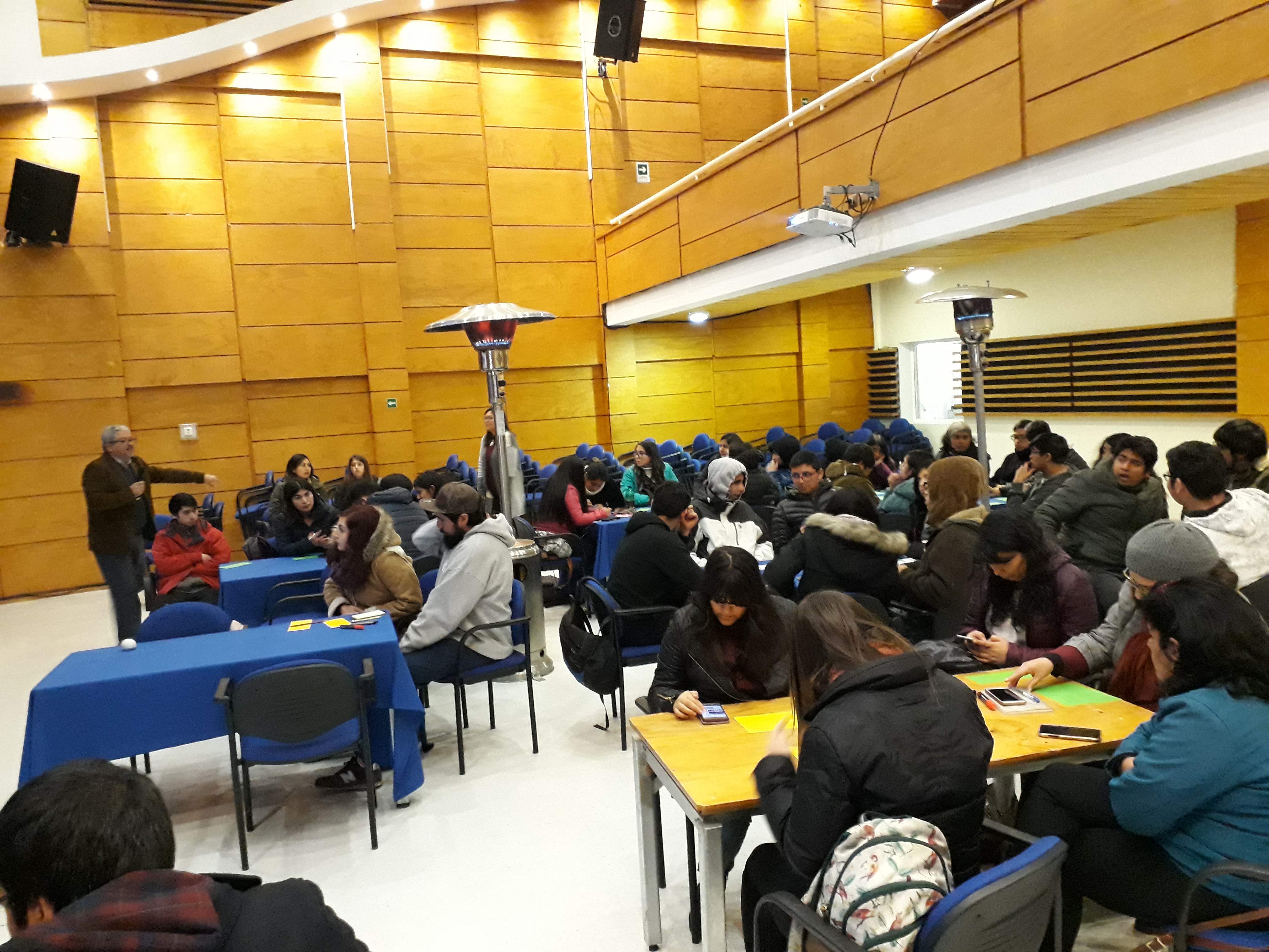 Estudiantes identifican sus iniciativas de proyectos para el 4° Concurso Talento Joven