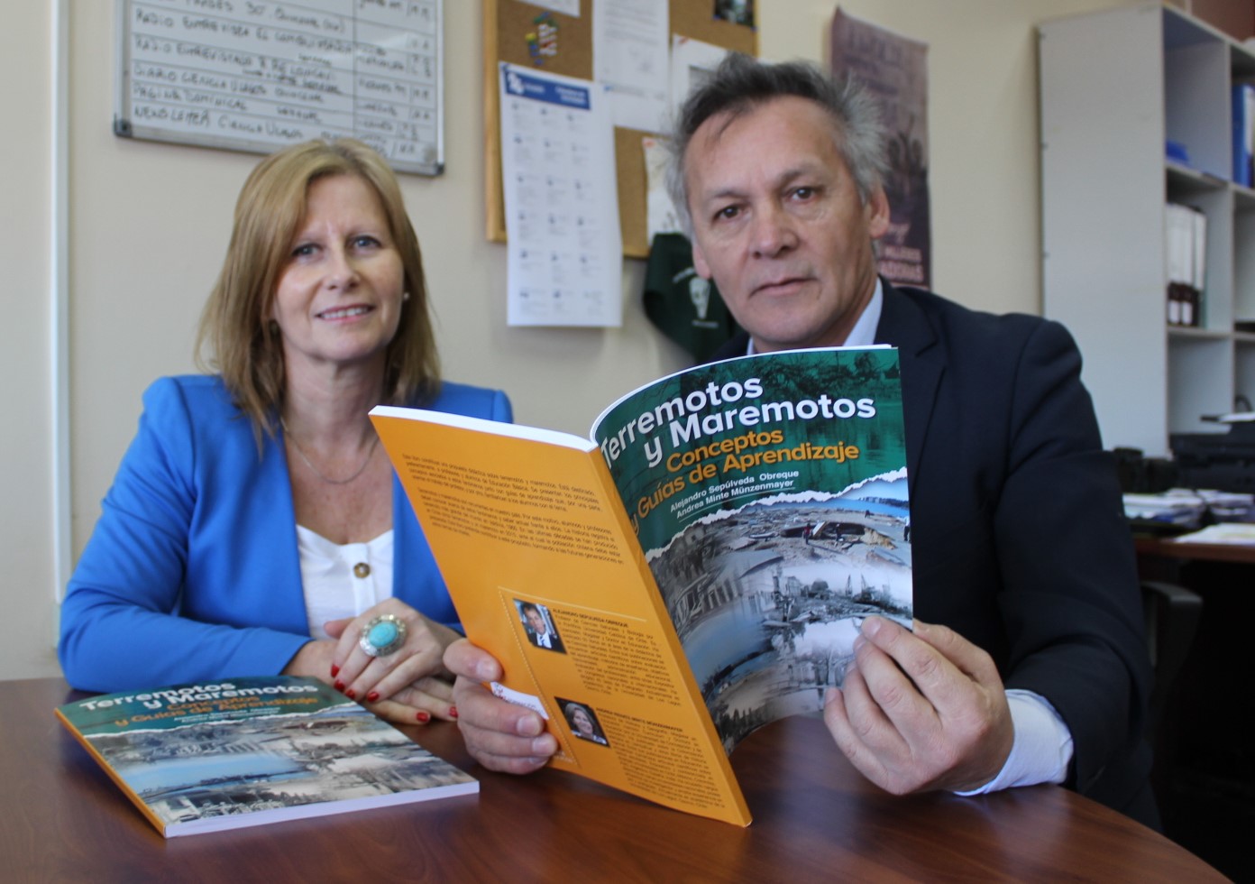 Académicos ULagos publican libro que aborda estrategias de prevención ante terremotos y maremotos