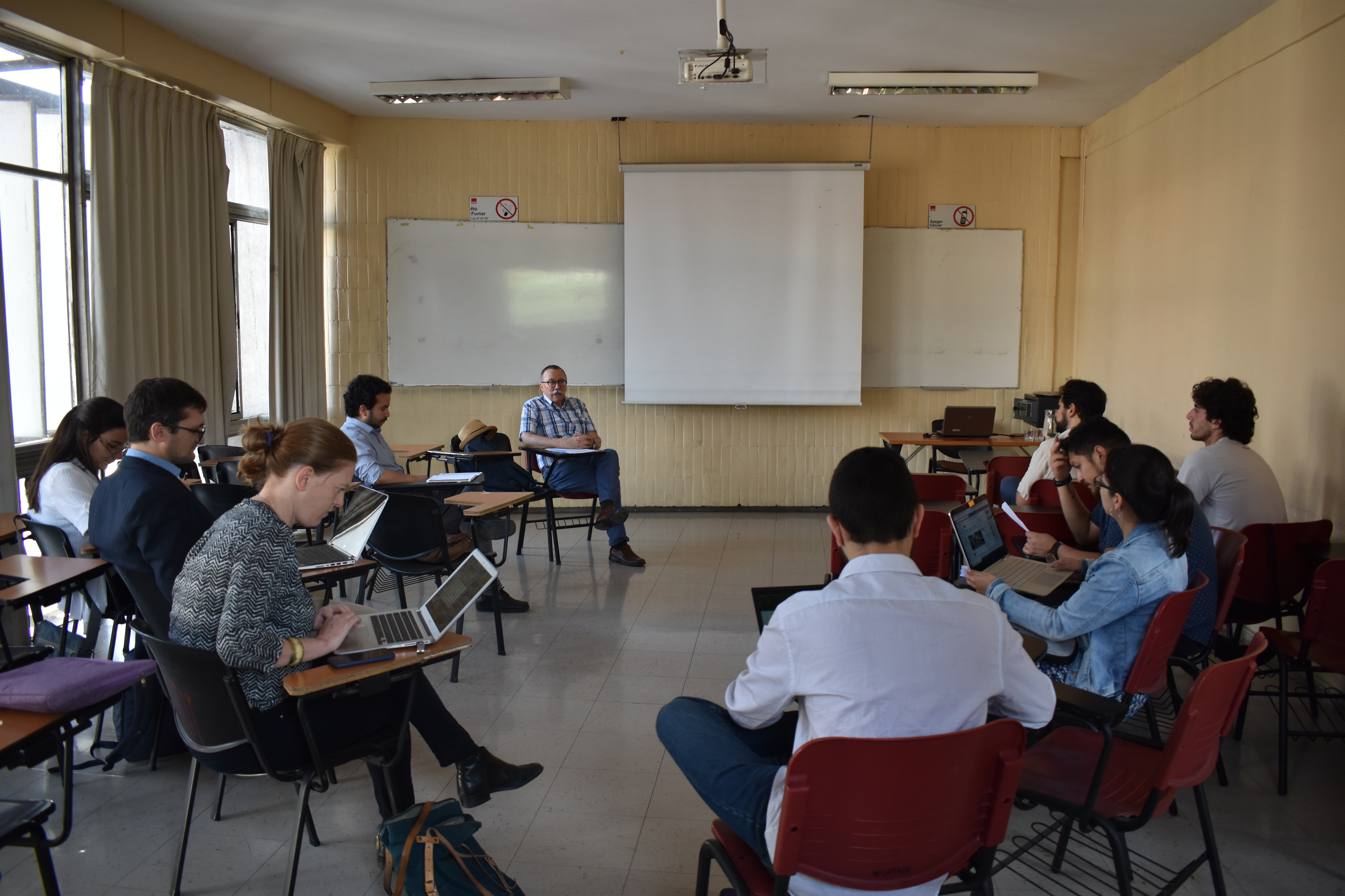 Seminario abordó conflictos socioterritoriales y su relación con las actuales movilizaciones sociales