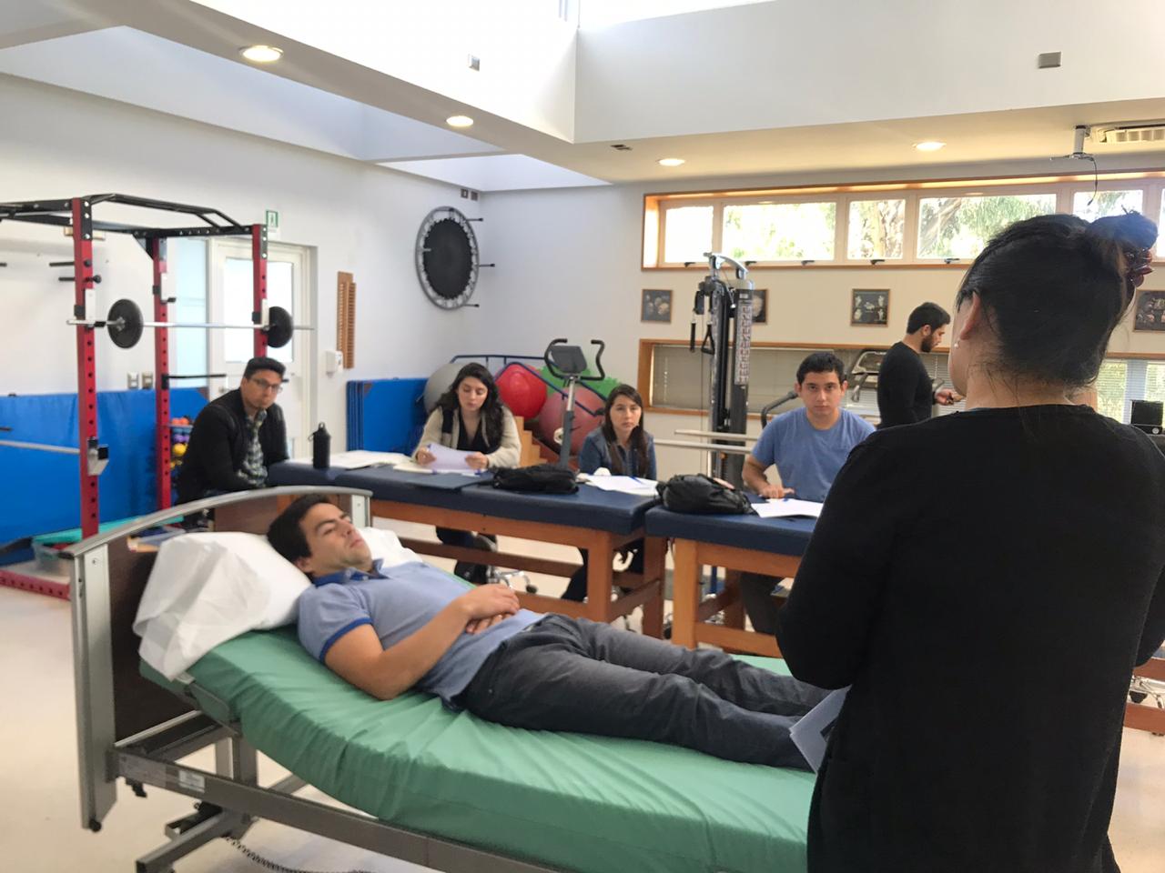 Kinesiología ULagos aporta a través de la investigación a mejorar calidad de vida de pacientes
