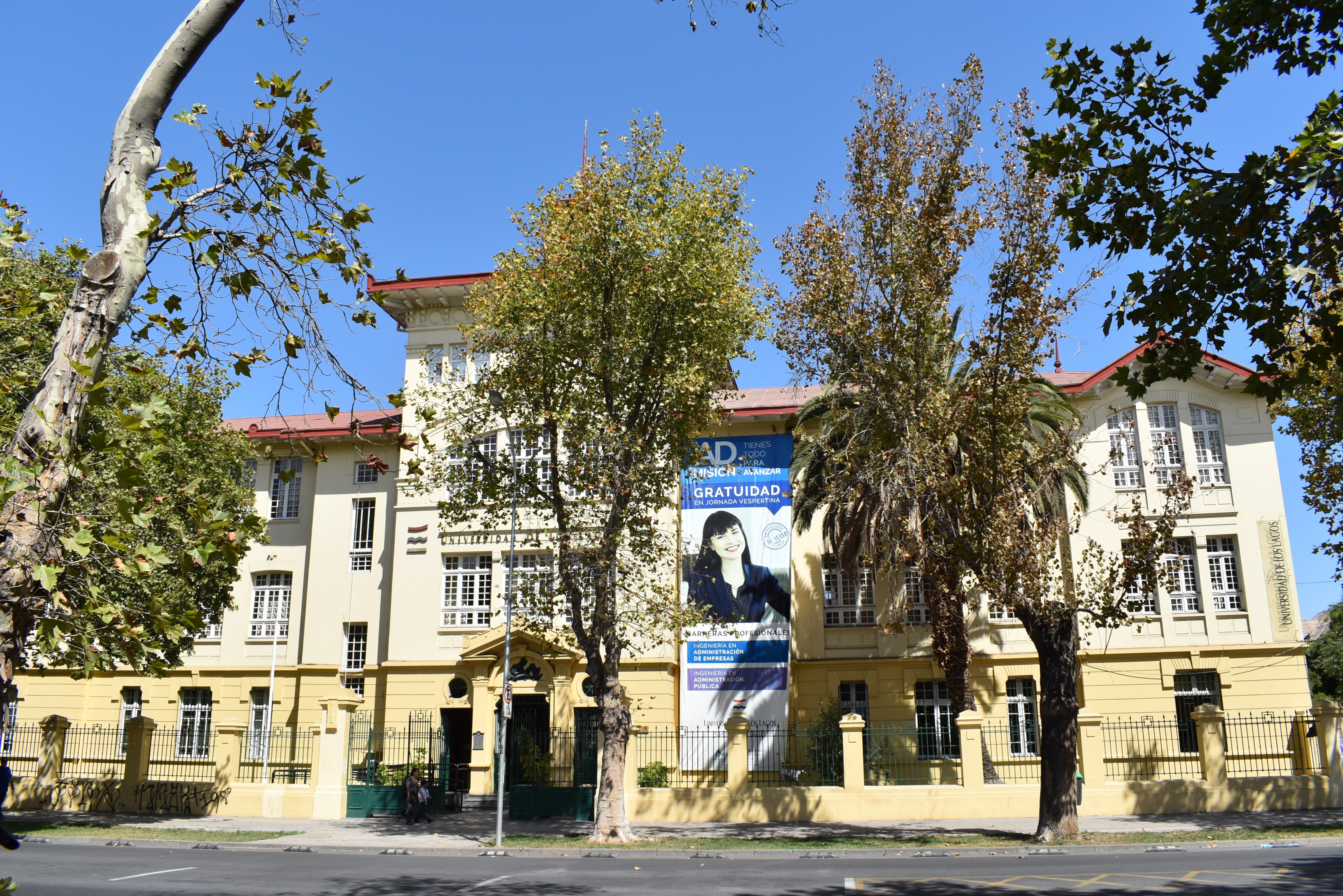 Sede Santiago inició año académico a distancia