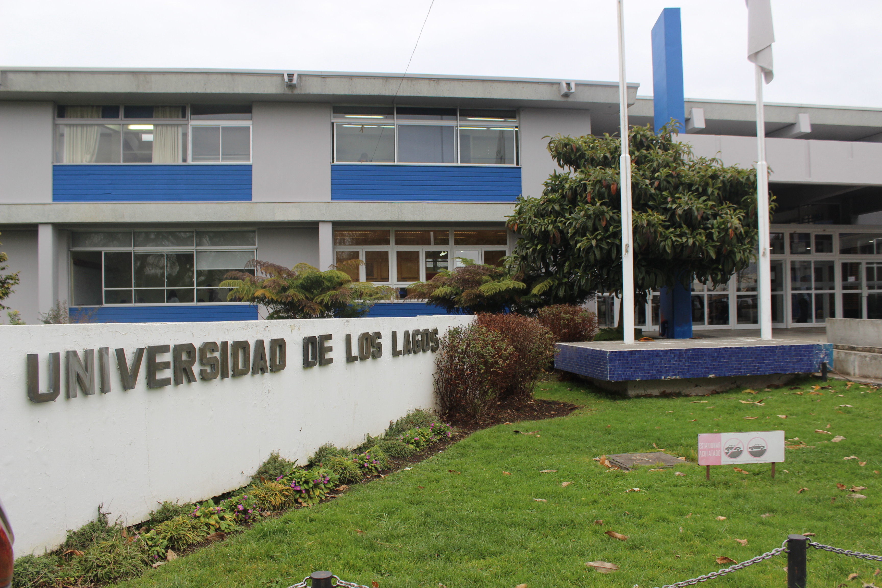 CNED aumenta a 4 años la acreditación de la carrera de Pedagogía en Educación Media con mención en Lengua Castellana y Comunicaciones