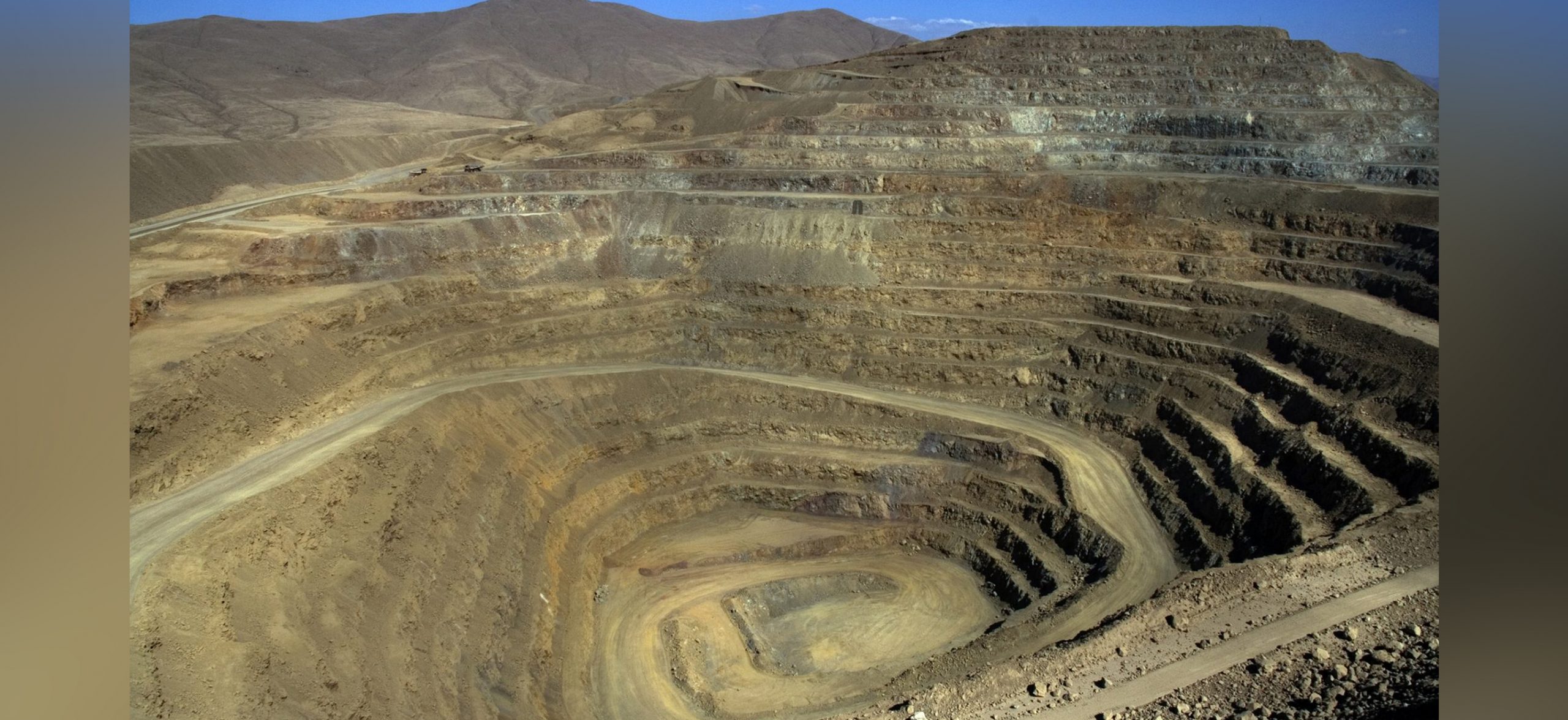 Investigadora asegura que mineros cuestionan la no integración de la mujer en la industria