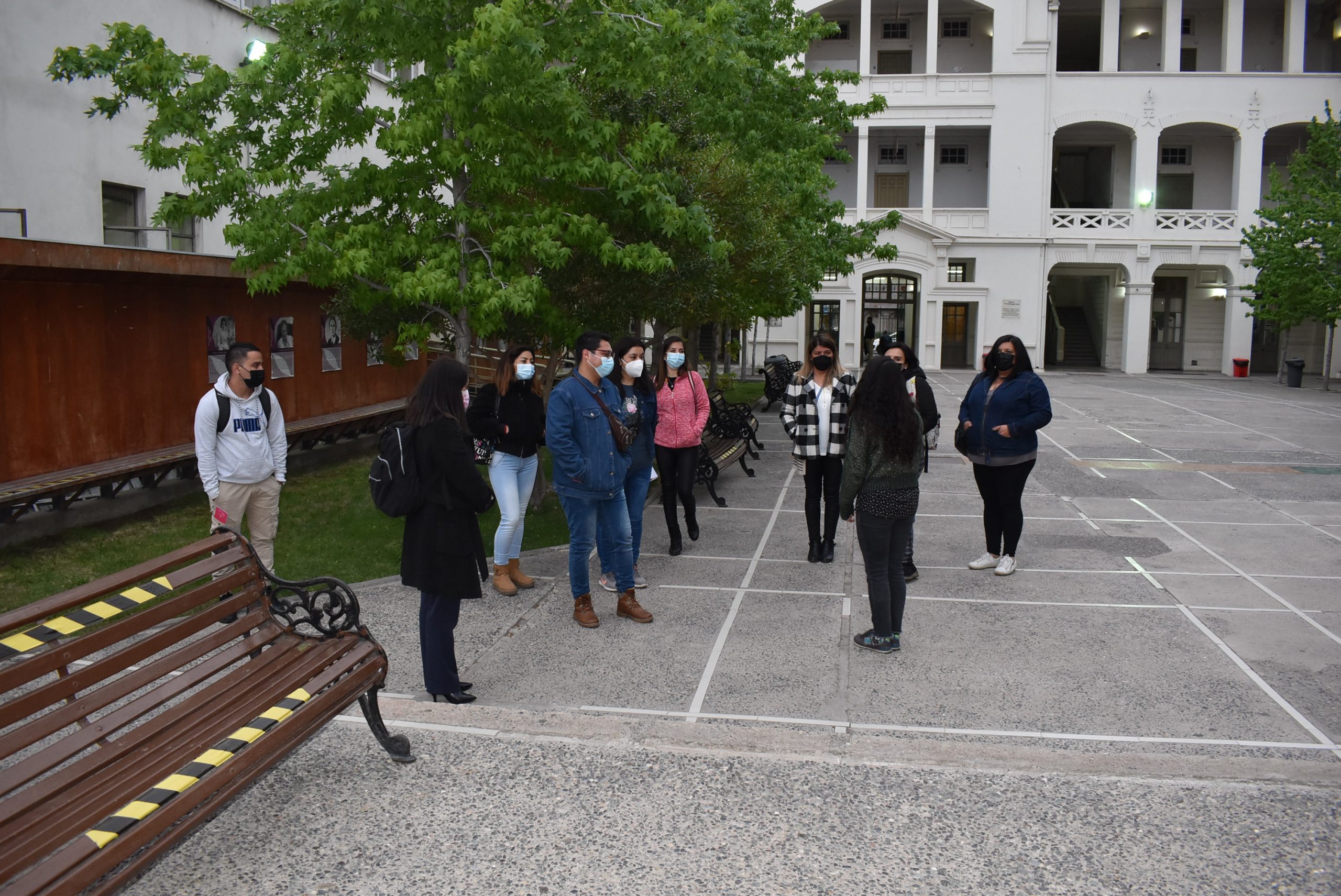 Estudiantes de primer y segundo año recorrieron por primera vez las instalaciones de la Universidad