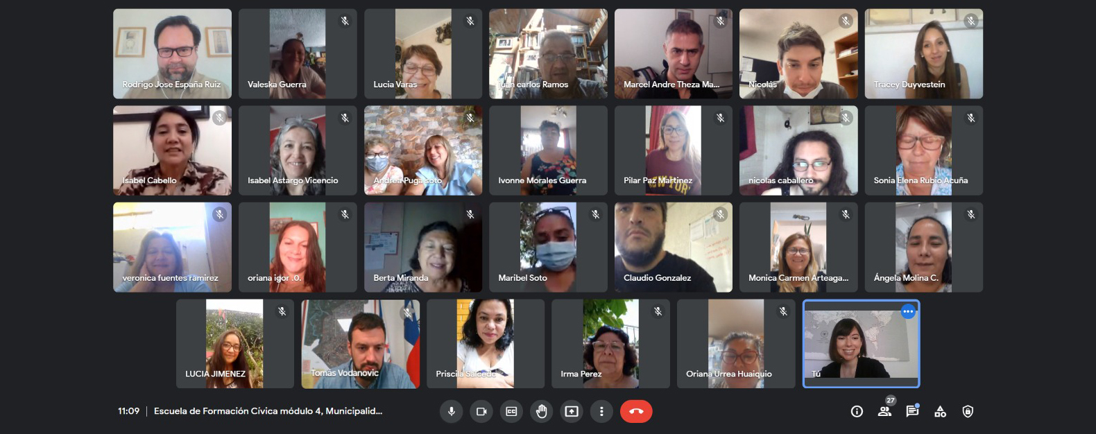 ULagos certificó a dirigentes(as) sociales de la comuna de Maipú