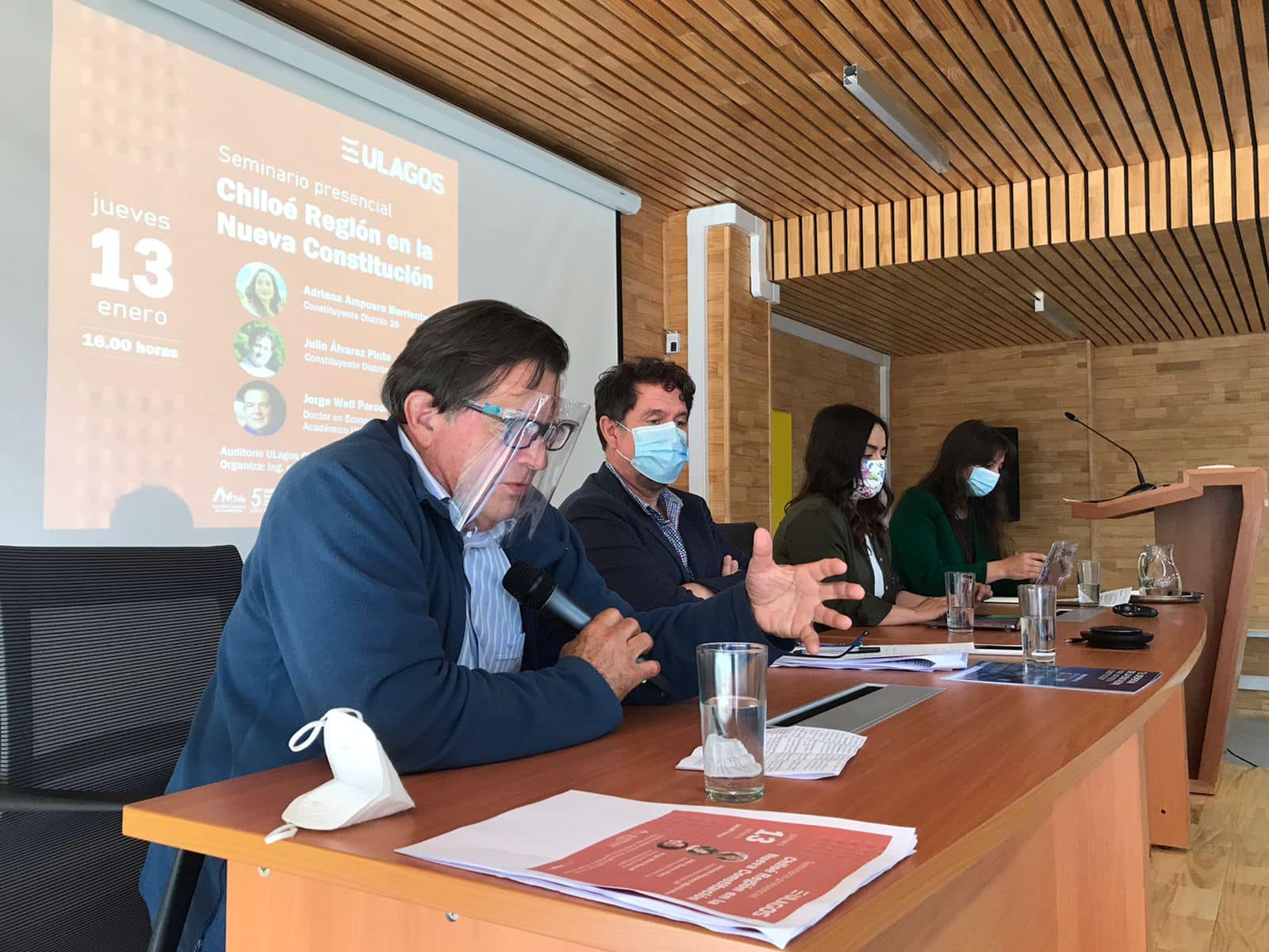 Administración Pública de ULagos Chiloé organizó Seminario sobre desafíos de “Chiloé Región”