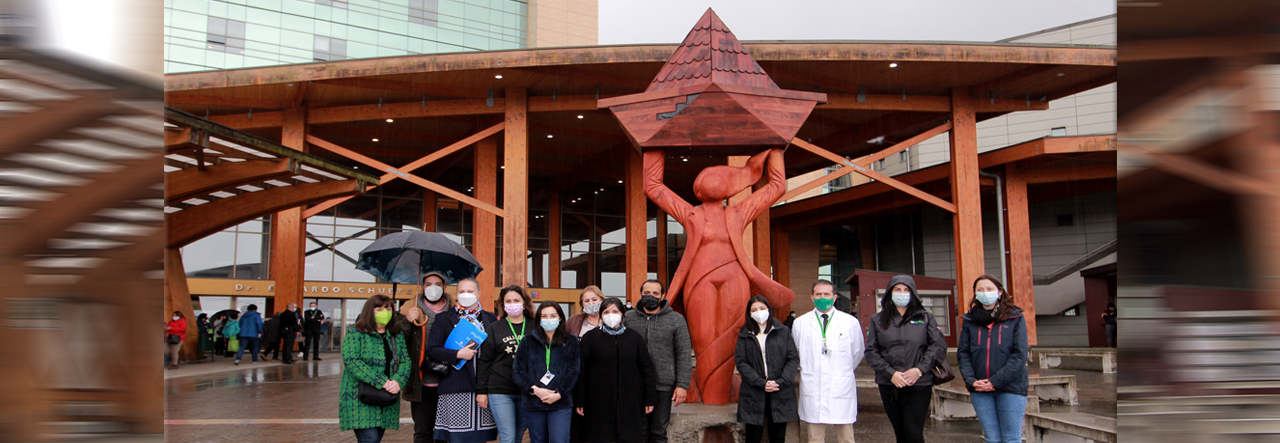 Inauguran escultura en homenaje a la memoria en frontis del Hospital Base de Puerto Montt