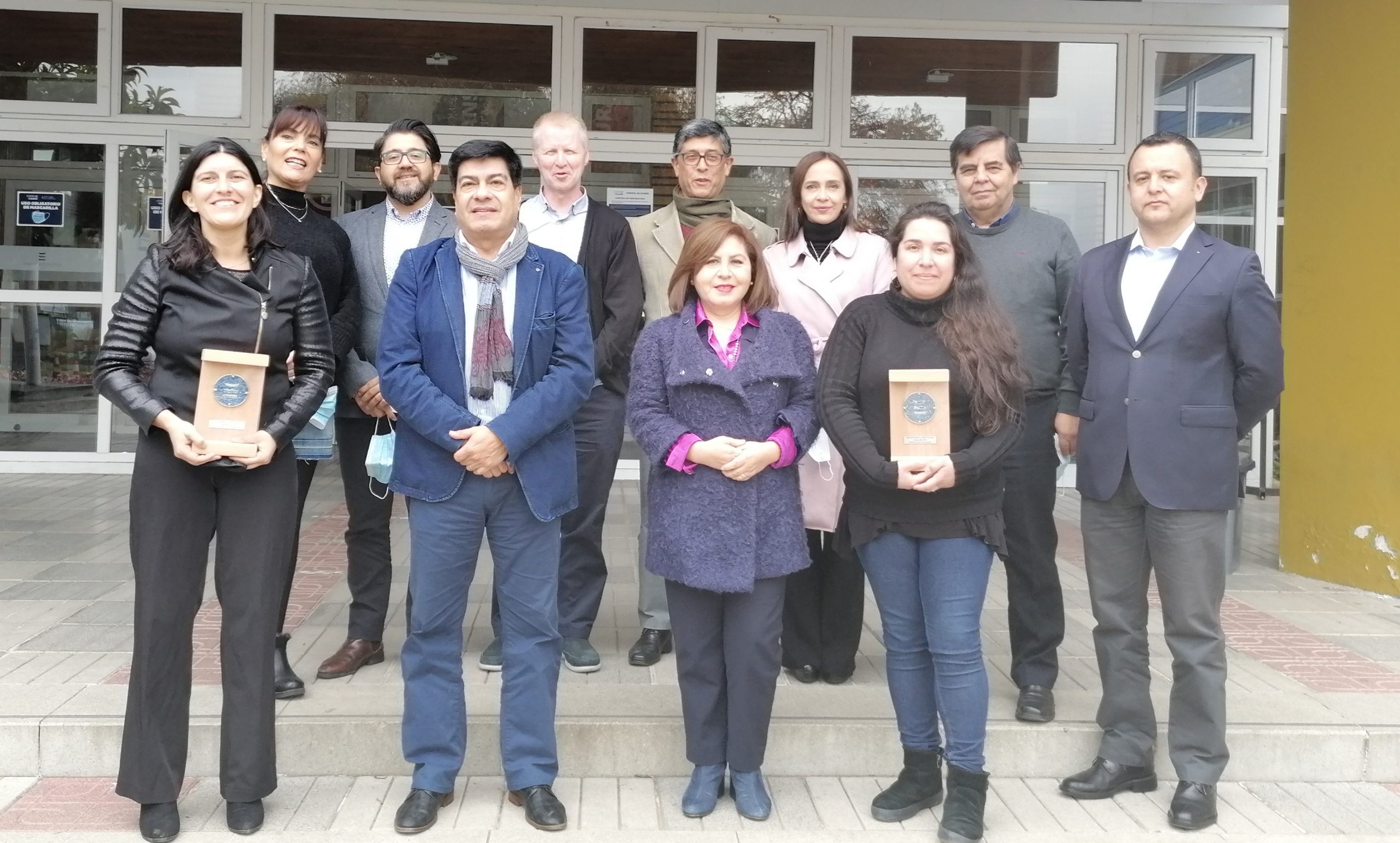 Artistas docentes ULagos reciben reconocimiento de su Universidad