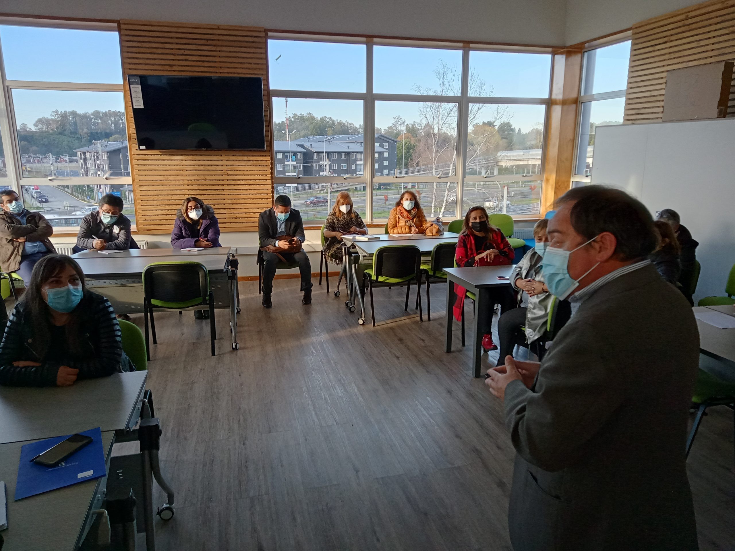 Primera reunión presencial de La Red ULagos Formación de Profesores tuvo emotivo reencuentro