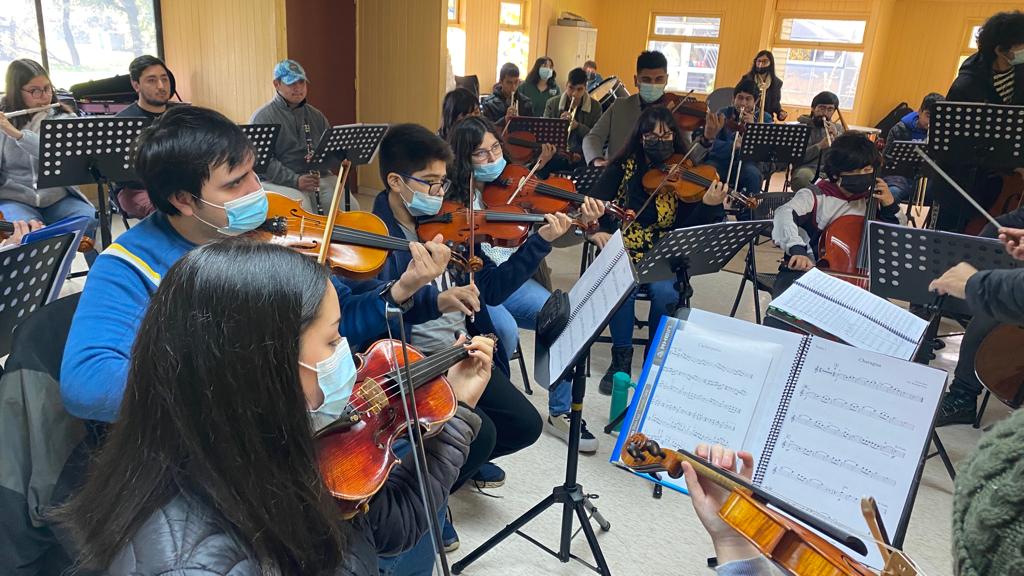 Orquesta Juvenil ULagos prepara su regreso a los escenarios tras más de dos años