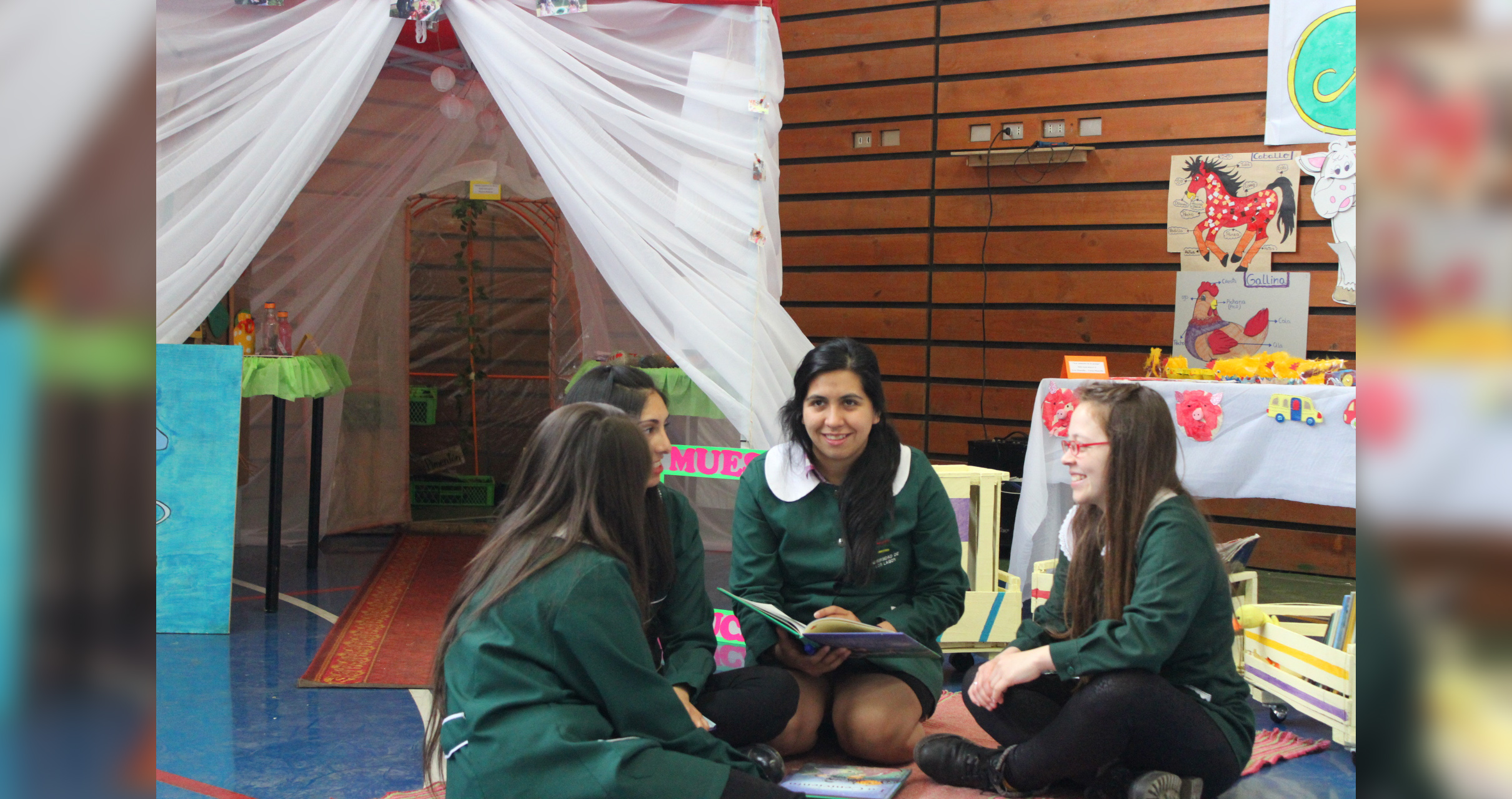 Investigador realiza talleres de apoyo emocional y motivacional a estudiantes de educación parvularia