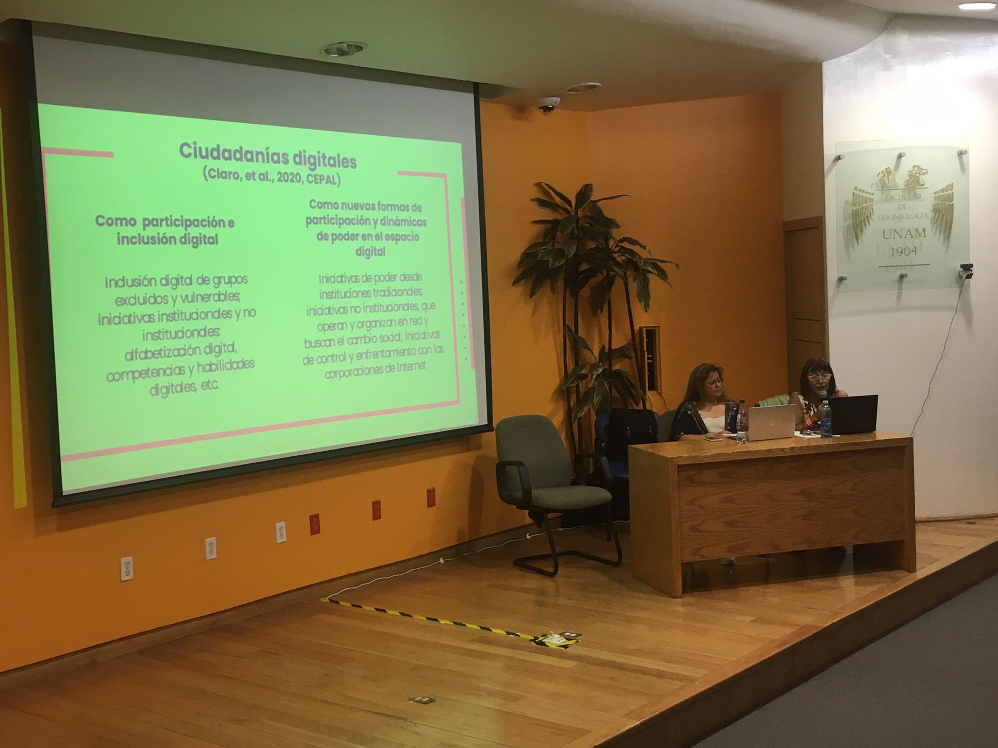 Académica expone sobre educación de Chiloé en congreso internacional en México
