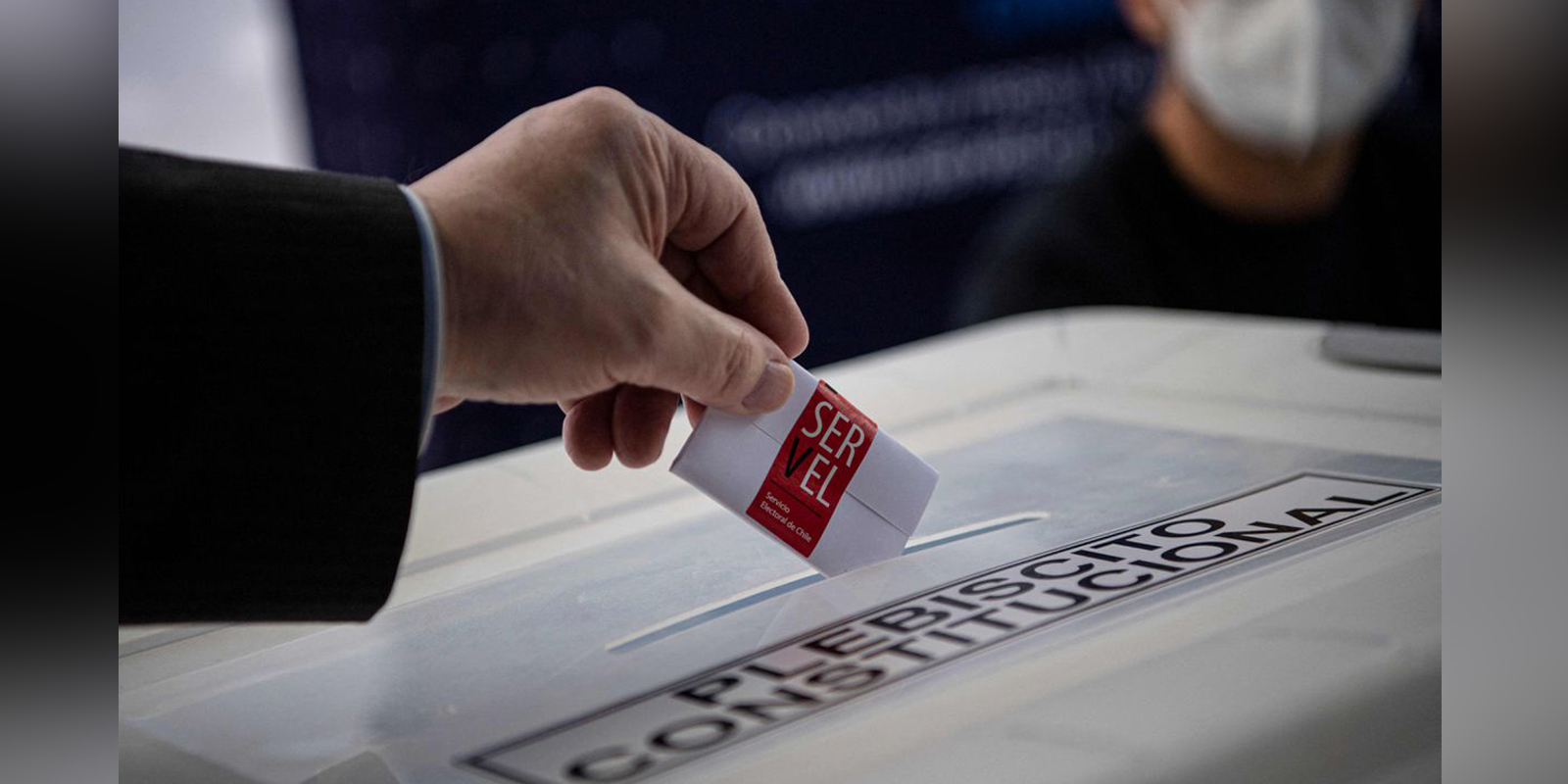 Académico analizó resultados y proyecciones del plebiscito constitucional de salida