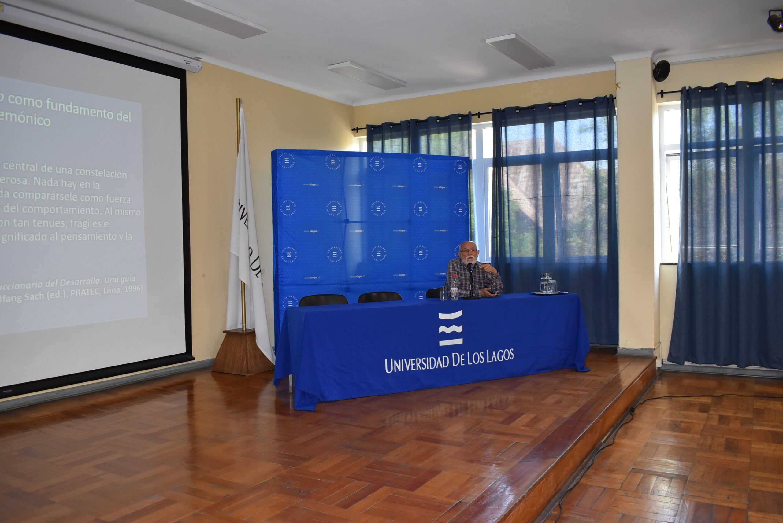 Exponen sobre perspectivas de desarrollo en Latinoamérica