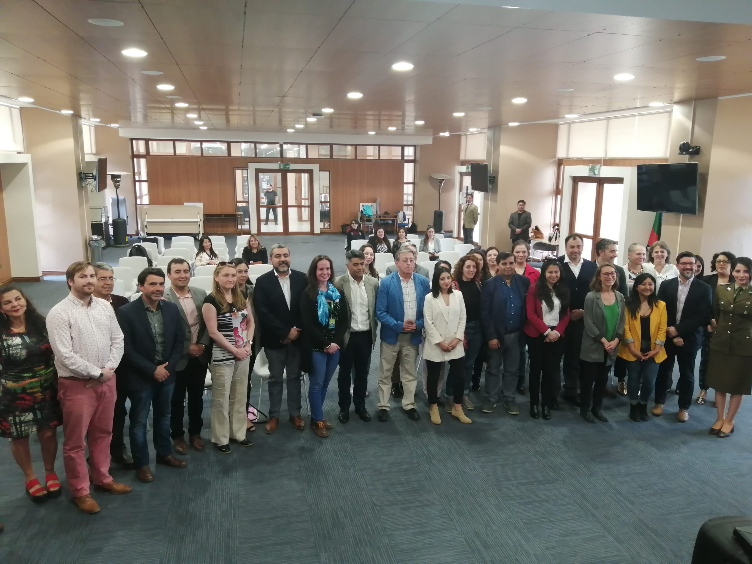 ULagos, gobierno regional y municipios se unen en la elaboración de políticas de igualdad de género para la región