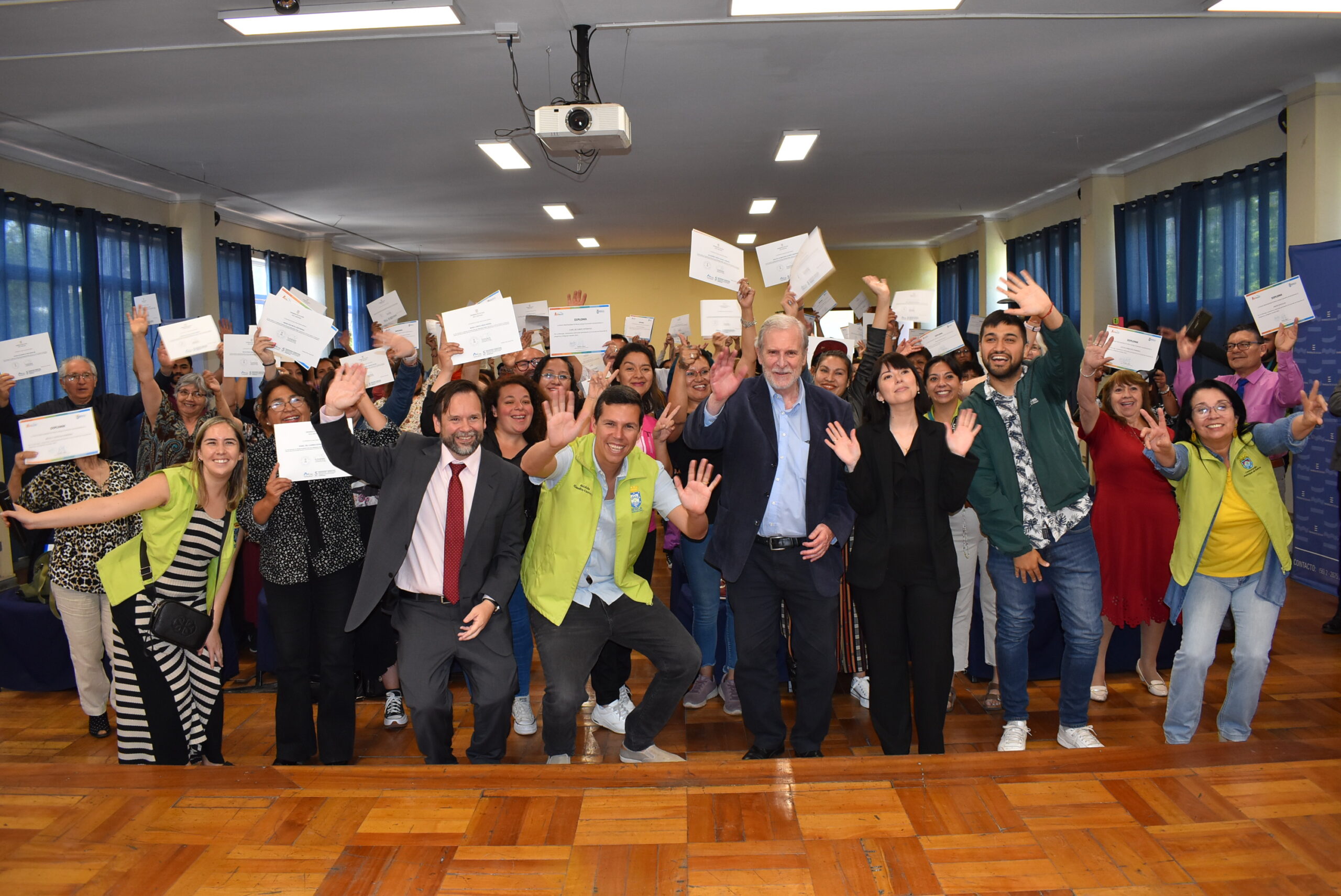 ULagos certificó a más de 80 dirigentes/as sociales de la comuna de Renca