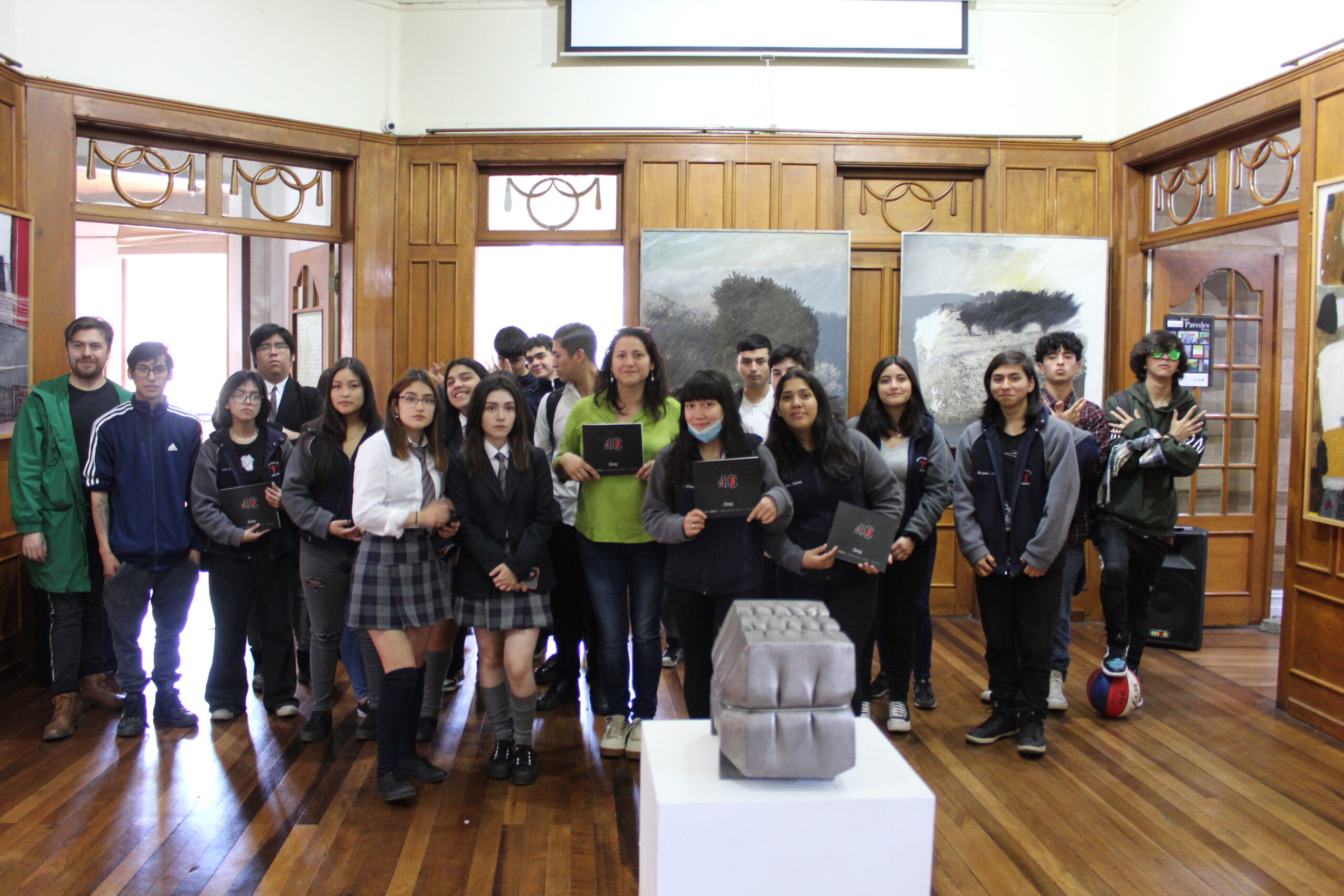 Expo Mirada Joven de la Universidad de Valparaíso fue inaugurada con éxito en Museo Surazo