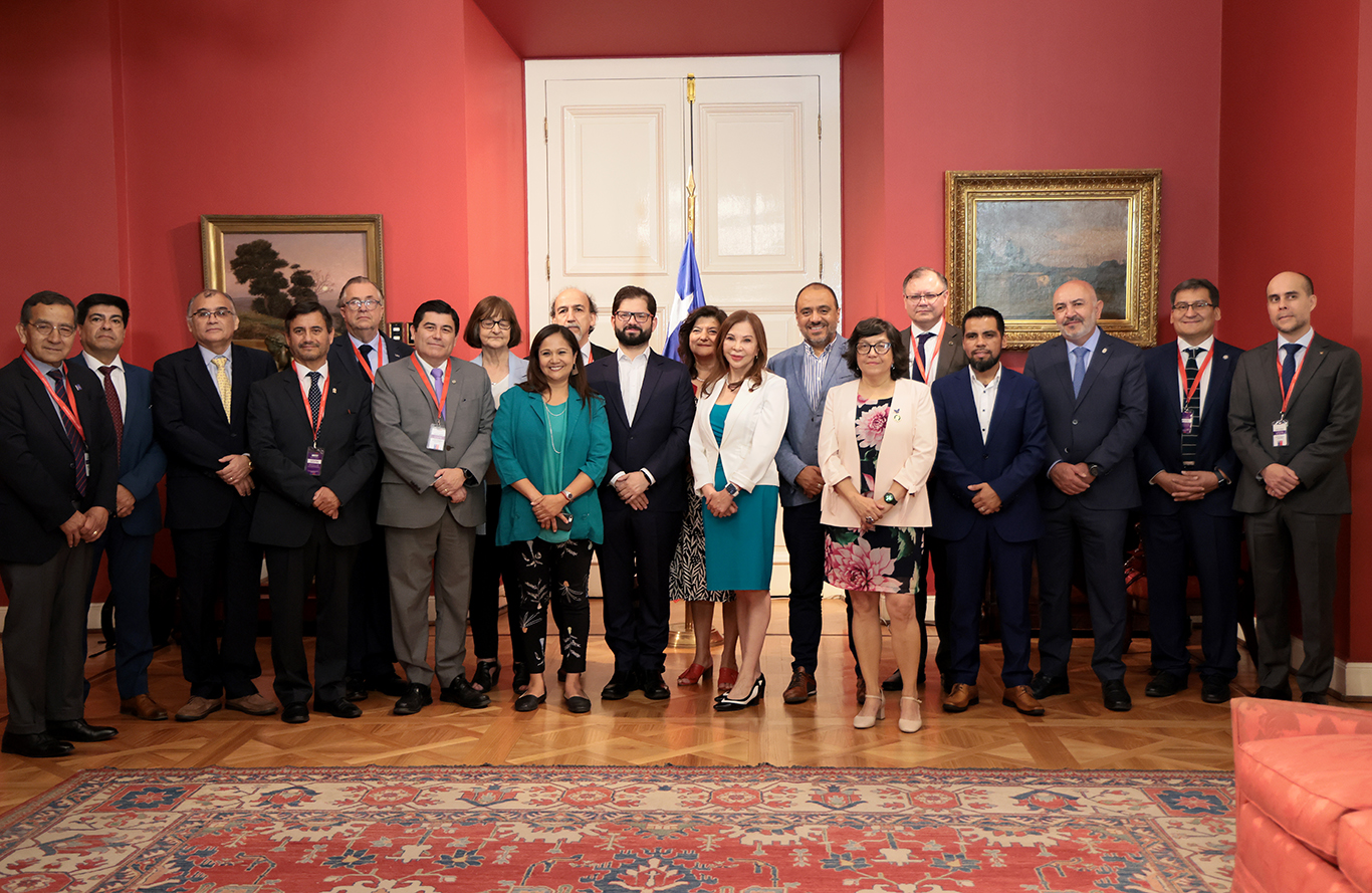 Rectores/as se reúnen con el presidente Boric y acuerdan agenda de trabajo conjunta