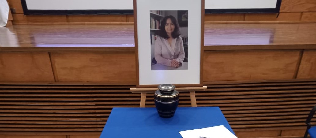 Homenaje eterno a la profesora Pilar Álvarez-Santullano Busch