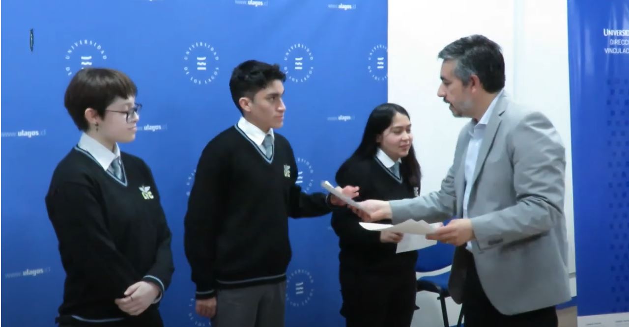 XI Torneo de Debate eligió a los mejores en final organizada  por la ULagos y el DAEM Puerto Montt