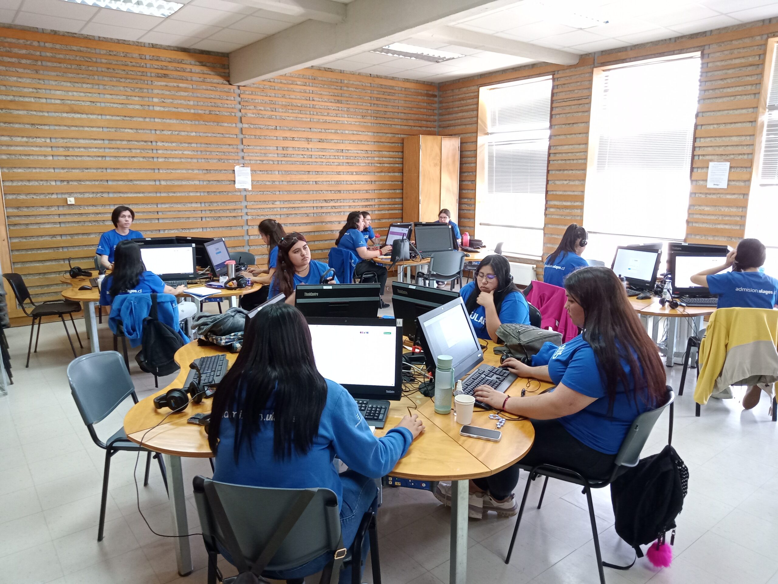 Exitoso proceso de postulación de estudiantes PAES en la ULagos