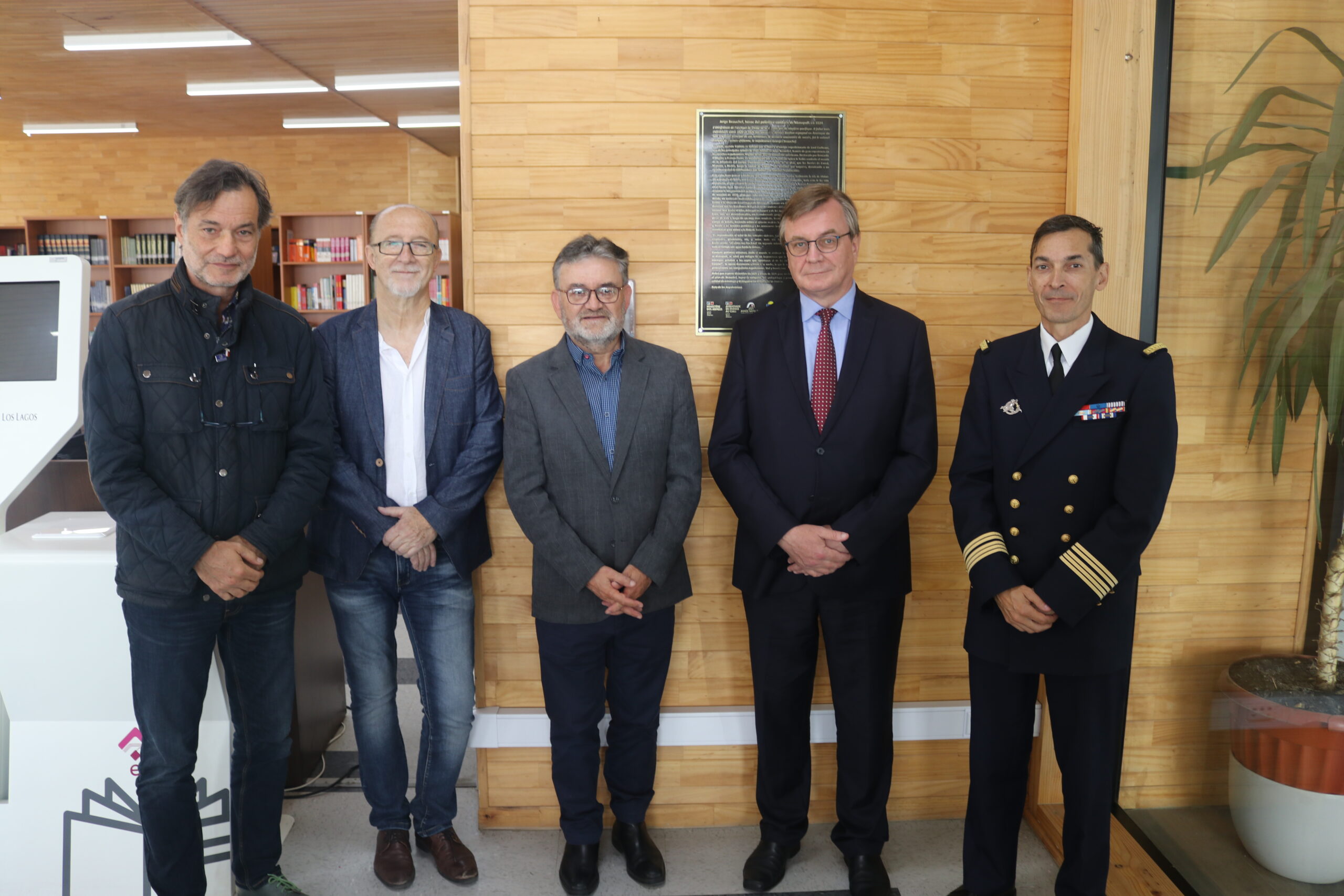 Exposición “Galería de los Ilustres, tres siglos de presencia francesa en Chile’’ ya se puede visitar en Castro