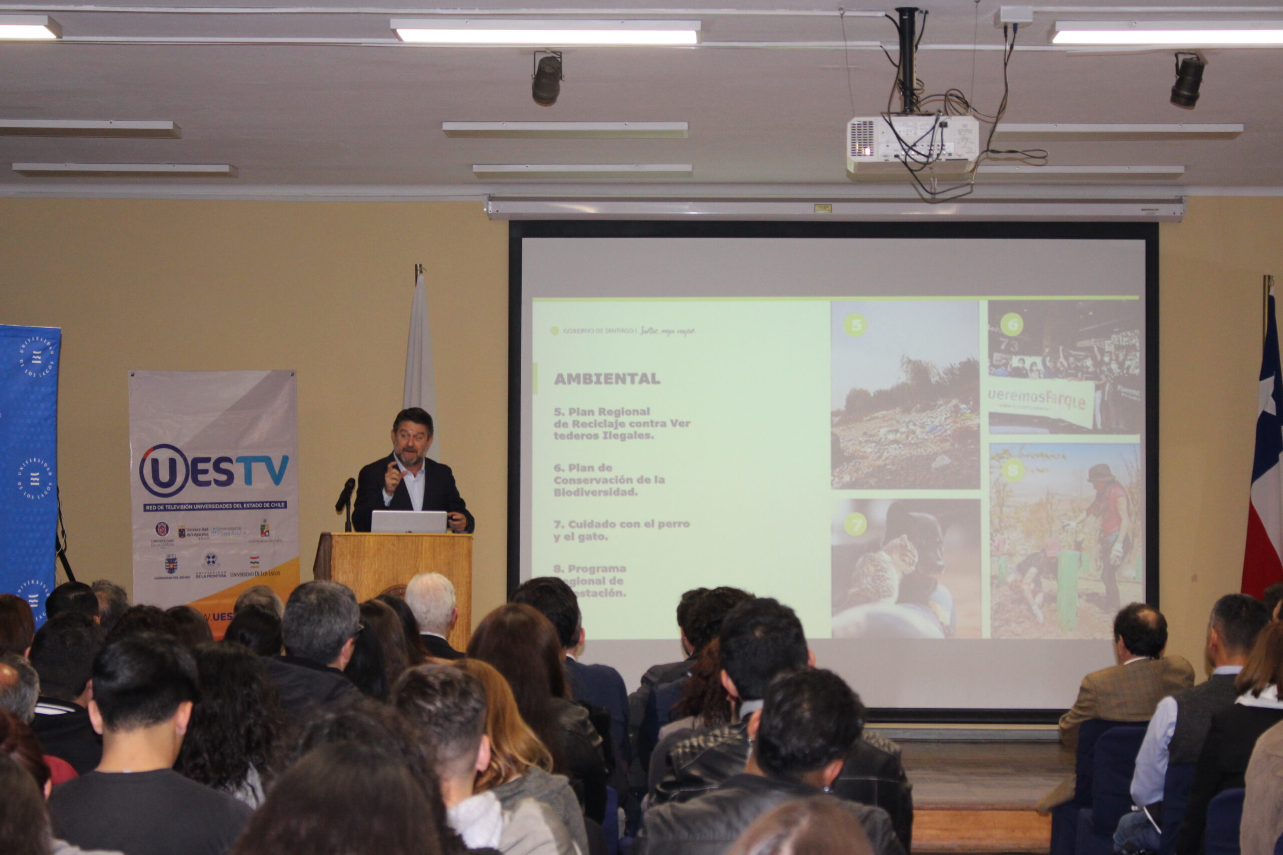 La vocación por el servicio público marcó la inauguración del Año Académico en Sede Santiago