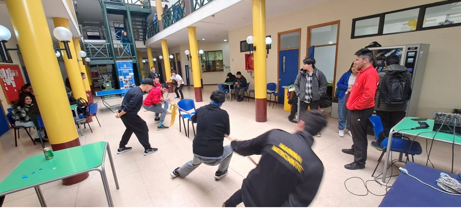 En el Día Internacional de la Actividad Física técnicos deportivos celebraron junto a escolares de Puerto Montt y Los Muermos