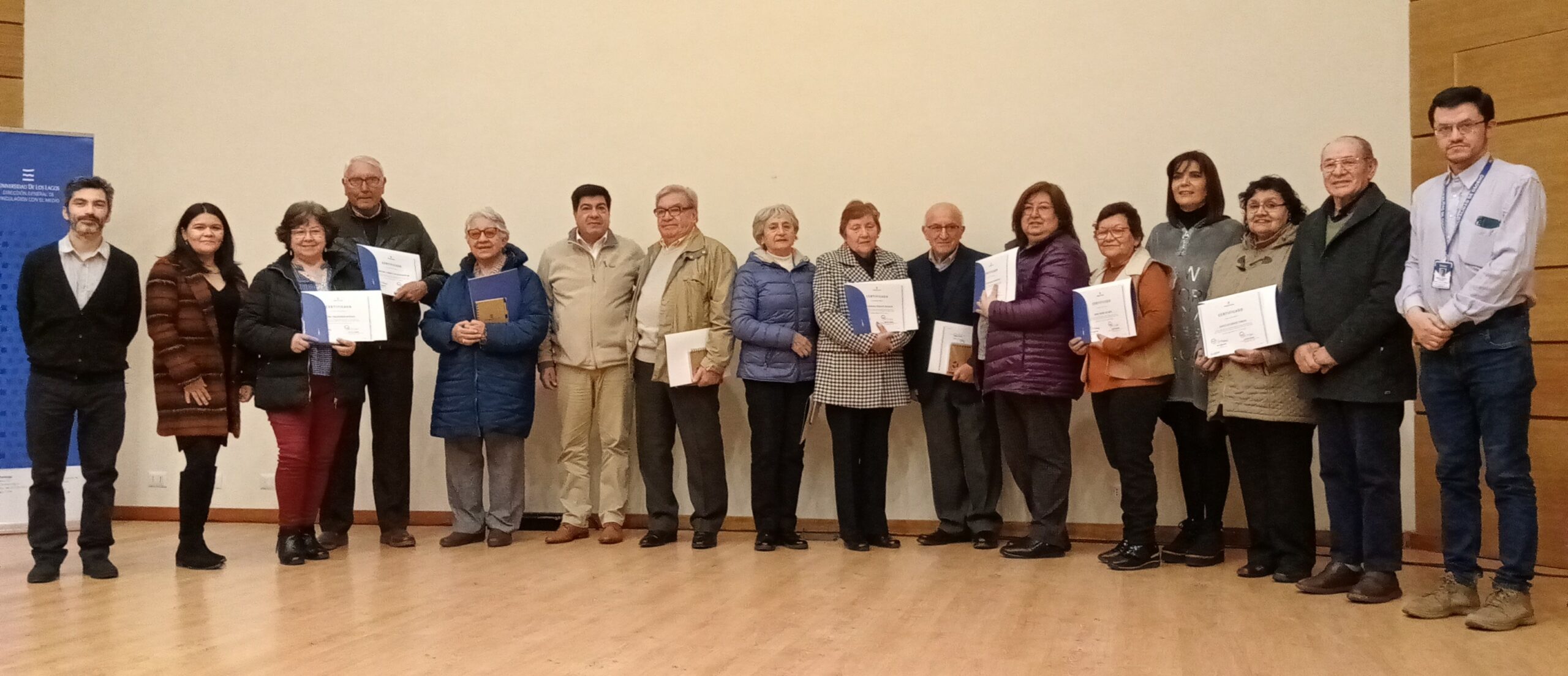Personas mayores de Osorno aprenden en la ULagos sobre herramientas digitales