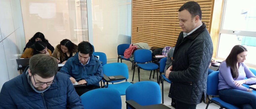 Propuesta educativa busca la inclusión intercultural para estudiantes migrantes