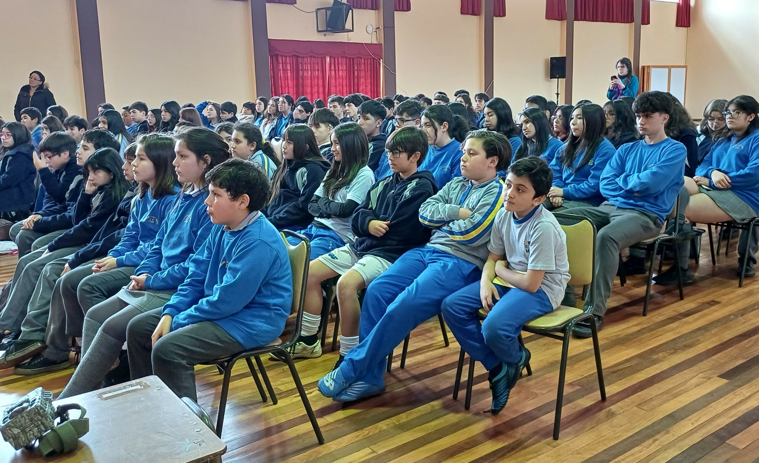 Investigadoras ULagos comparten su trabajo con estudiantes de colegios en Osorno