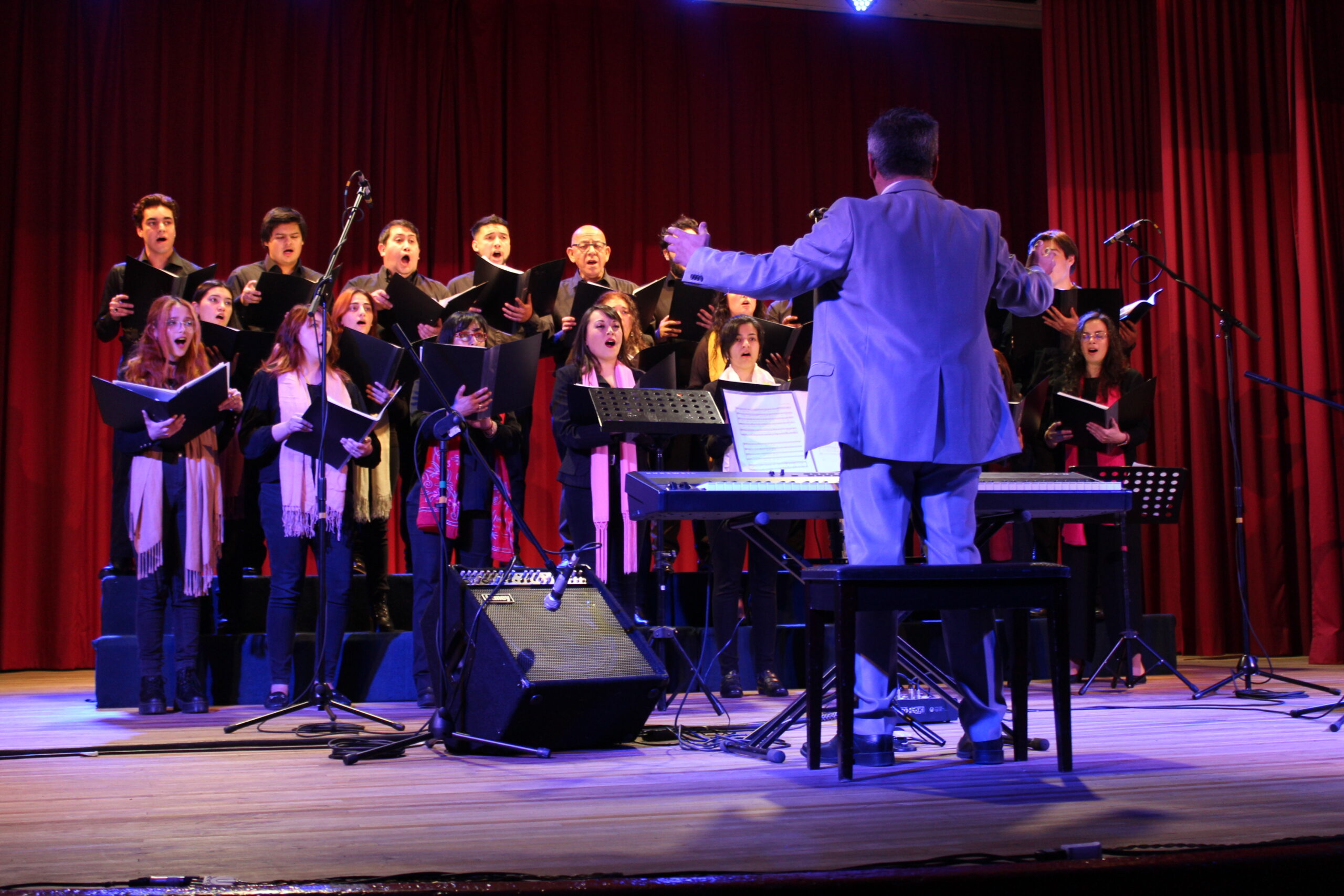 Coros ULagos se presentarán en concierto de primavera este sábado en Osorno