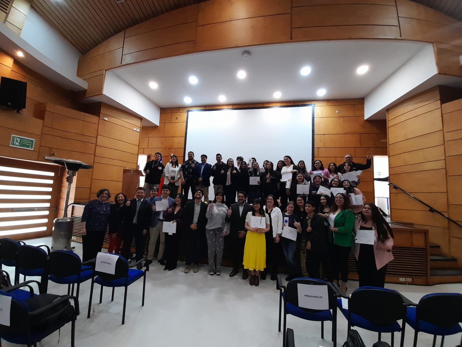 ULagos premió la Excelencia año 2023 de sus estudiantes destacados